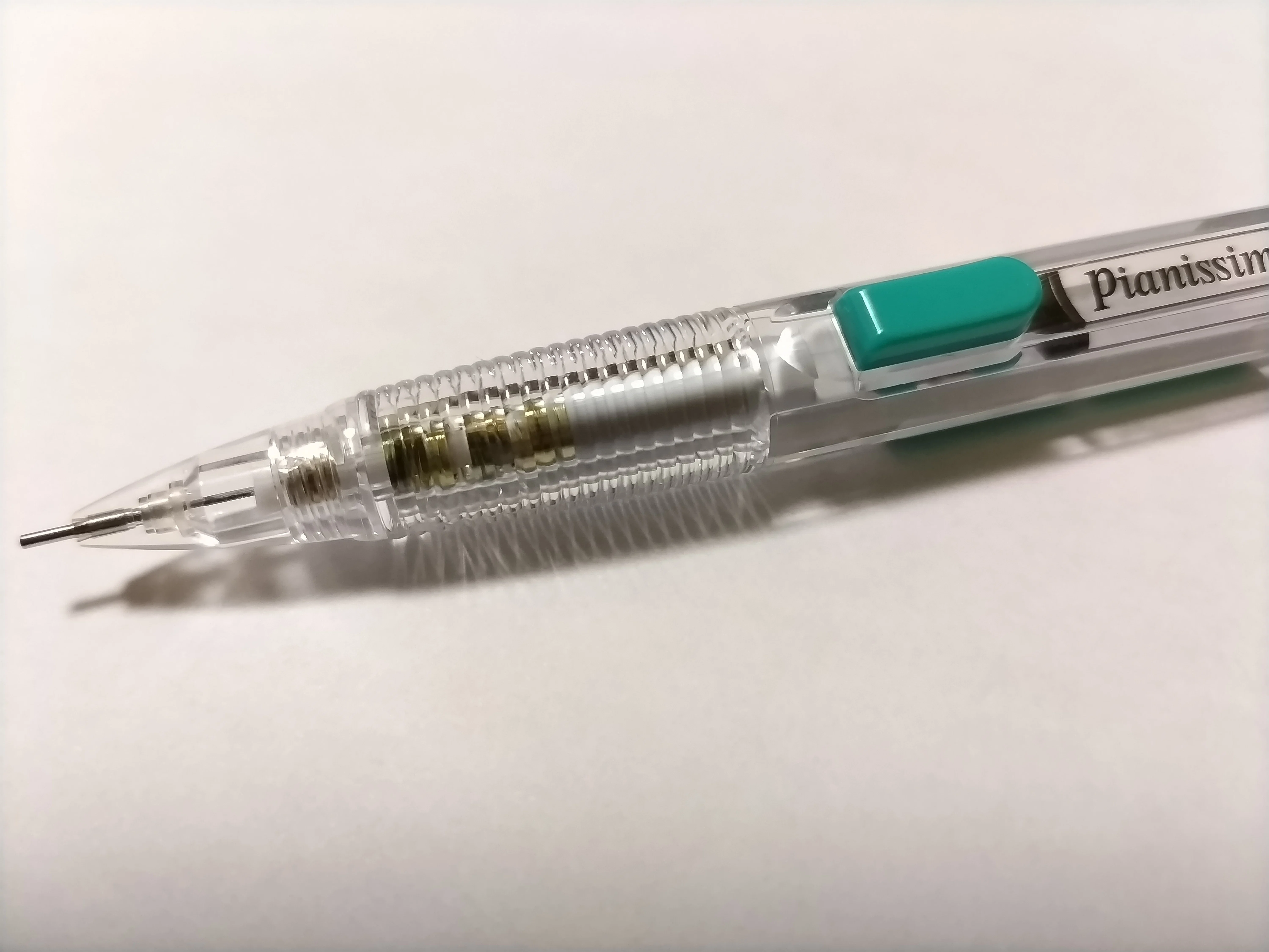 Pentel Pianissimo｜おしっこの匂い大好きマン 〜そそり立つチ○ポとド