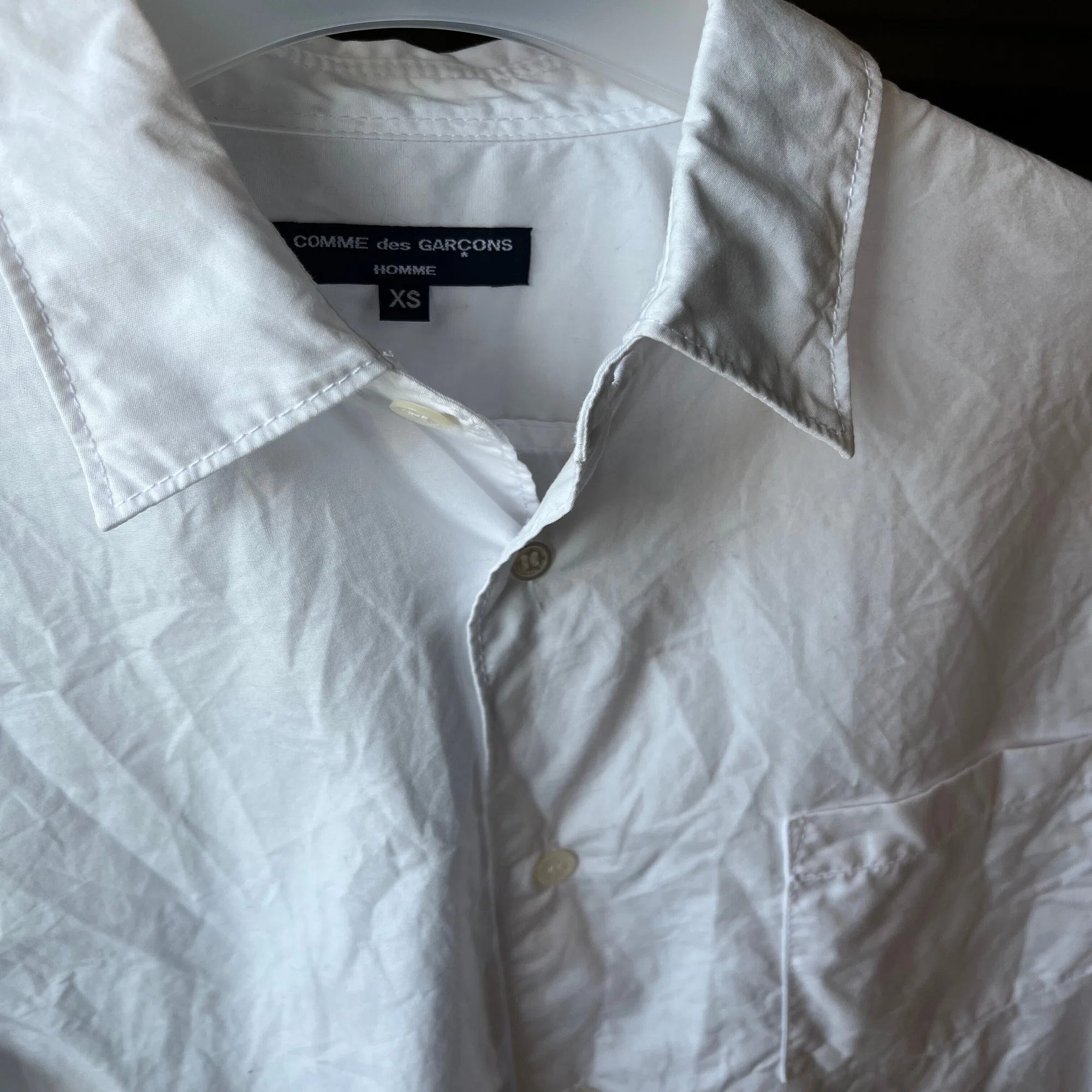 COMME des GARÇONS HOMME のブロード白シャツ【着る】｜nuukiruaruku