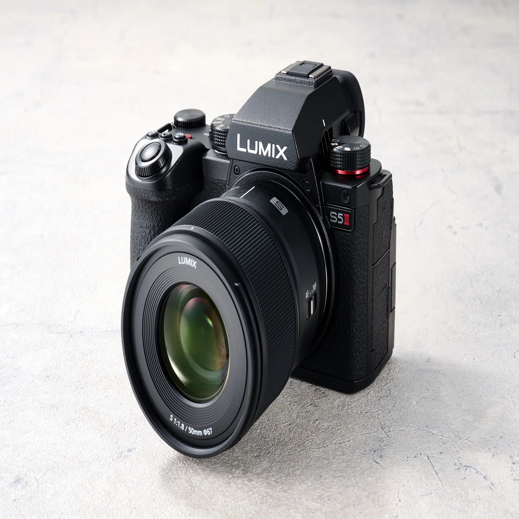 LUMIX S5 Ⅱ 実写レビュー】コスパも画質も太鼓判! ただし期待の像面位 