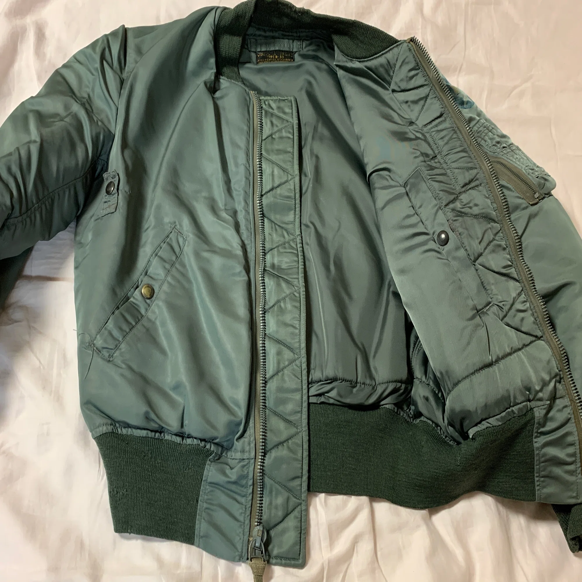 古着】MA-1フライトジャケットの年代の見分け方【ヴィンテージ 