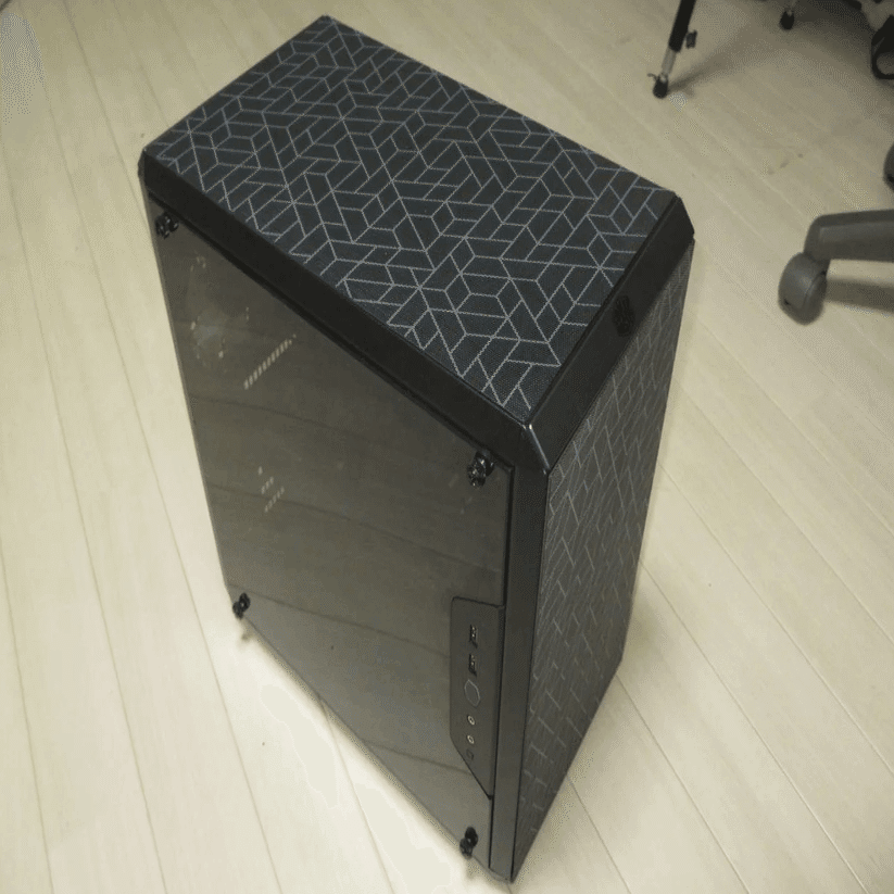 奥行きの短いコンパクトATXケース「XPG VALOR AIR」はどこまで