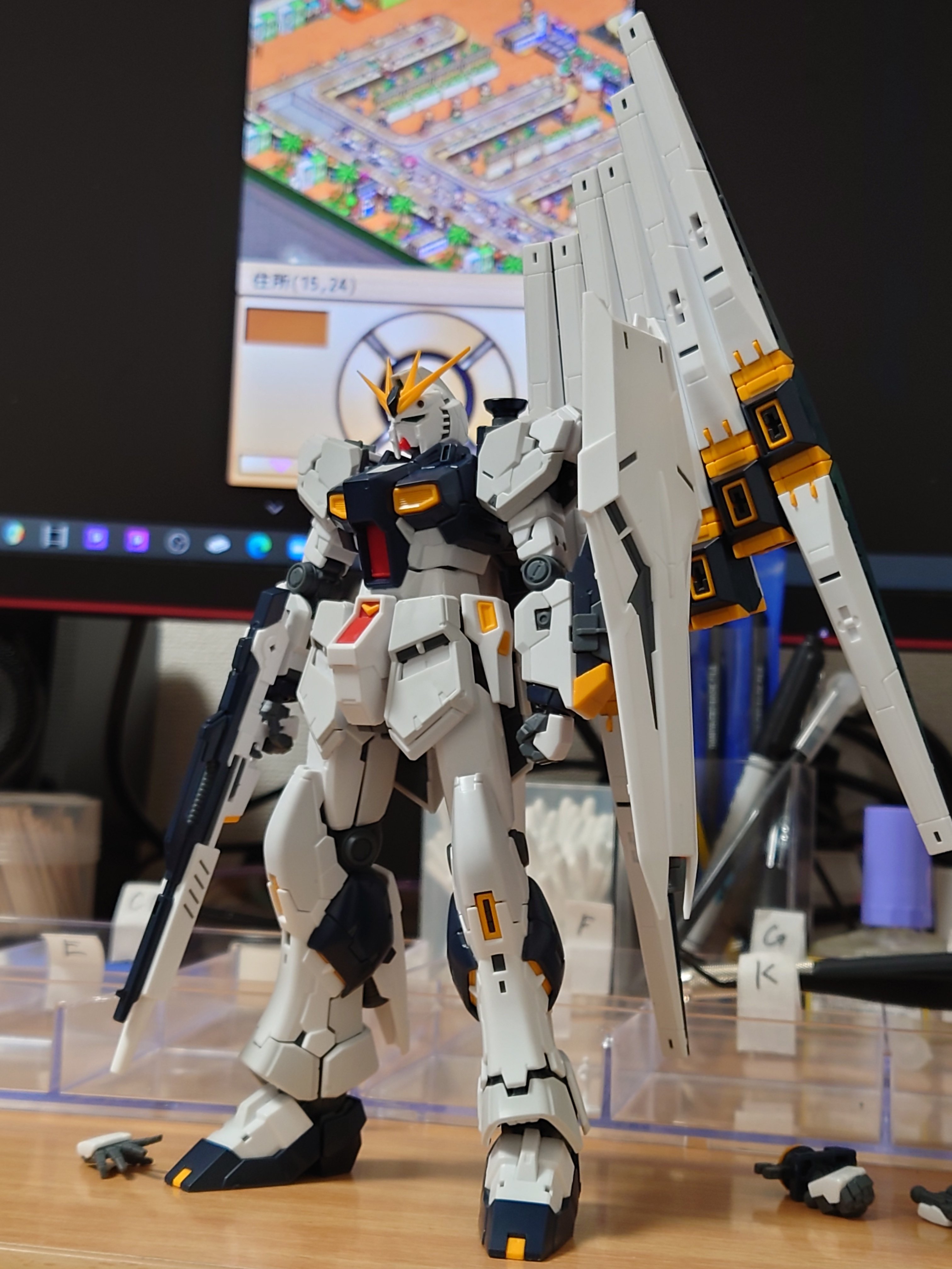 ガンプラ】RG 1/144 νガンダム 全塗装製作記｜ろきす