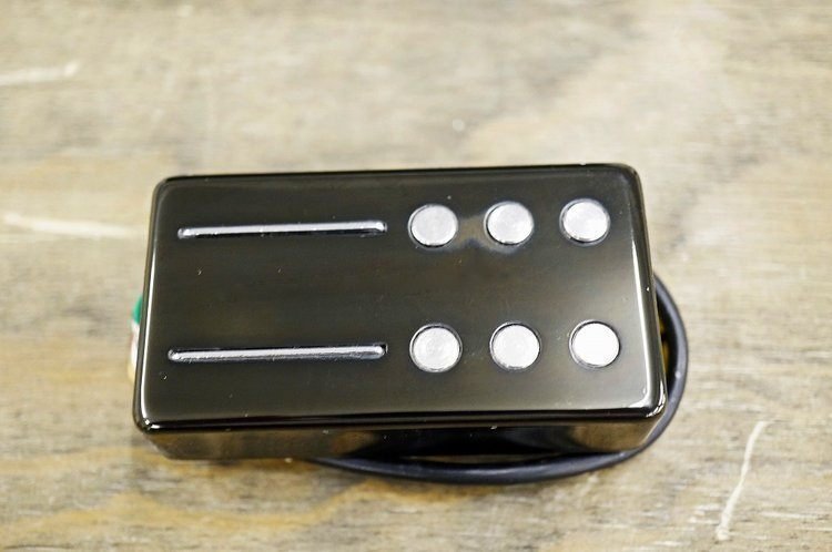 4芯 ラージポールピース ハムバッカー ピックアップ アルニコV 白銅