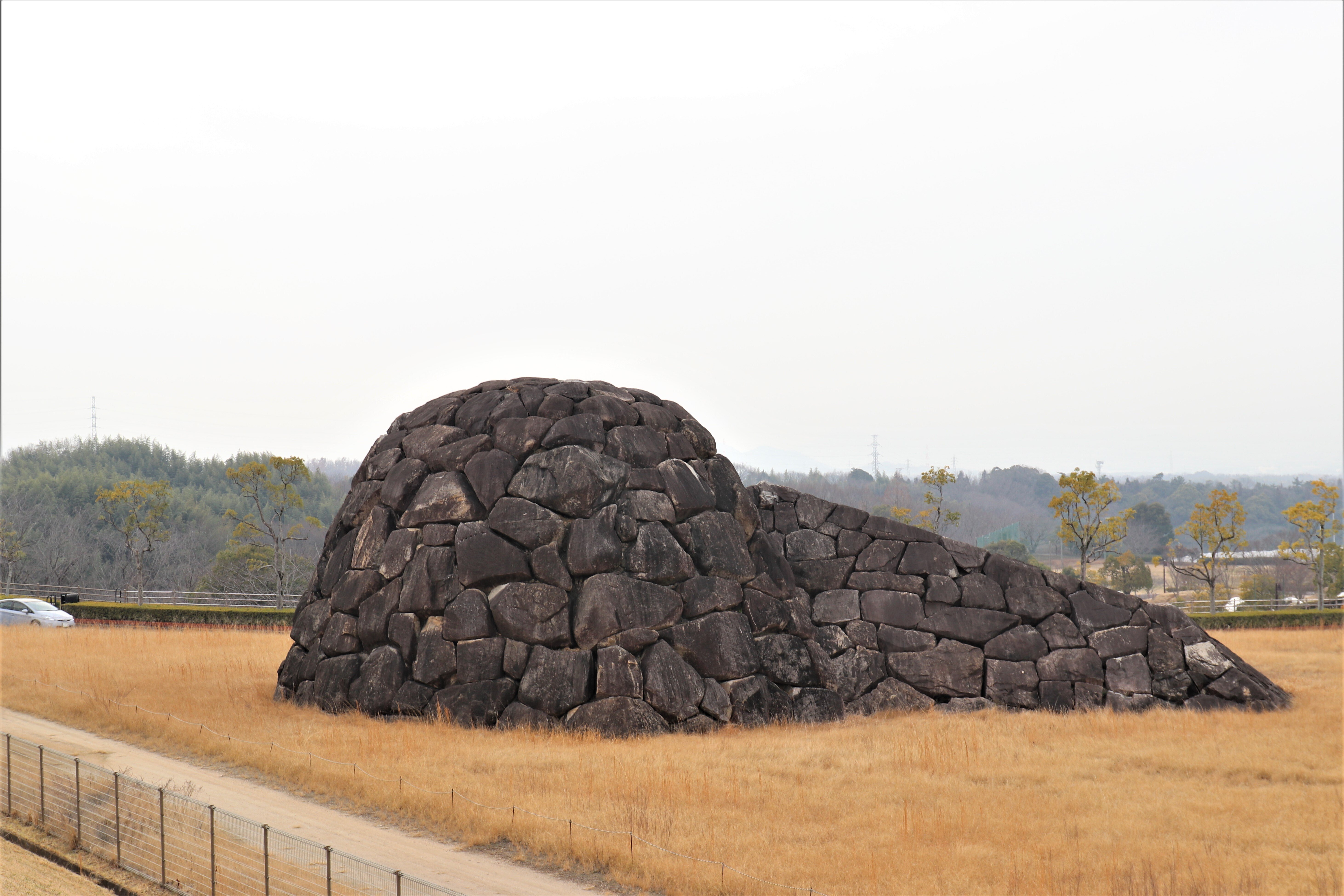 イサム・ノグチ遺作[TIME AND SPACE],イサム・ノグチ庭園美術館｜Abbey