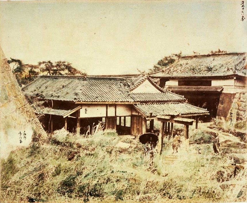 千代田区】明治政府はなぜ江戸城本丸を早々に作業所にしたのか 千代田区】明治政府はなぜ江戸城本丸を早々に作業所にしたのか