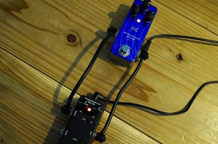 Mosquito Blender Trail ギターエフェクター One Control Minimal Series Mosquito Blender Trail with BJF