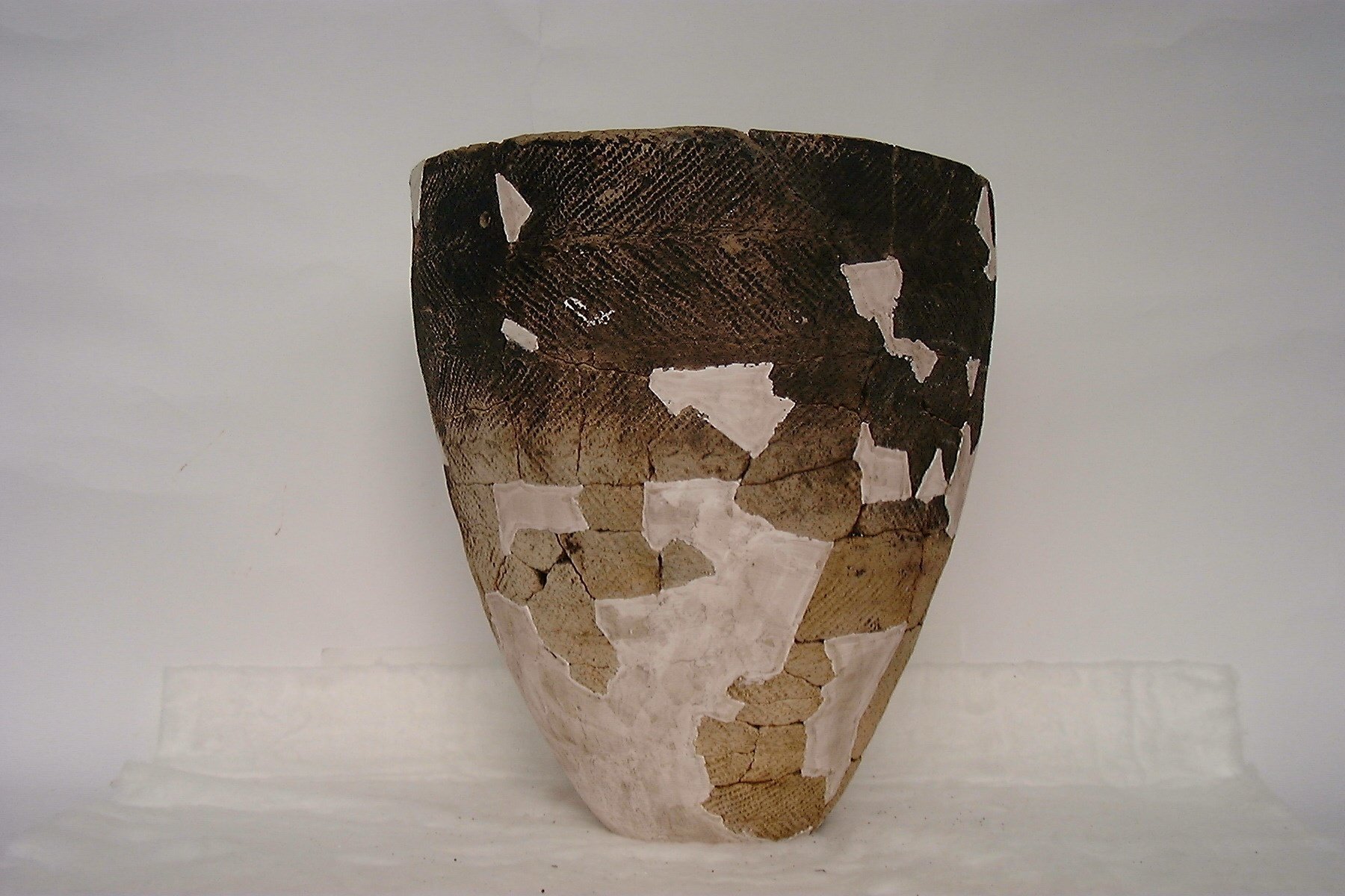 粗製土器】文様がないだけの土器｜縄文の里・朝日