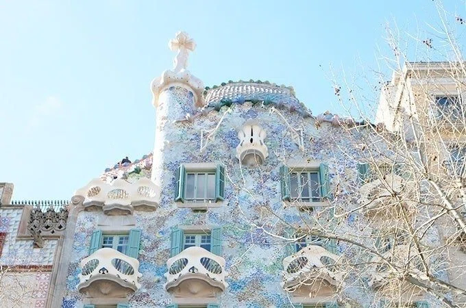 ヨーロッパ旅行:スペイン編 vol.1』 美しくユニークなガウディ建築の 