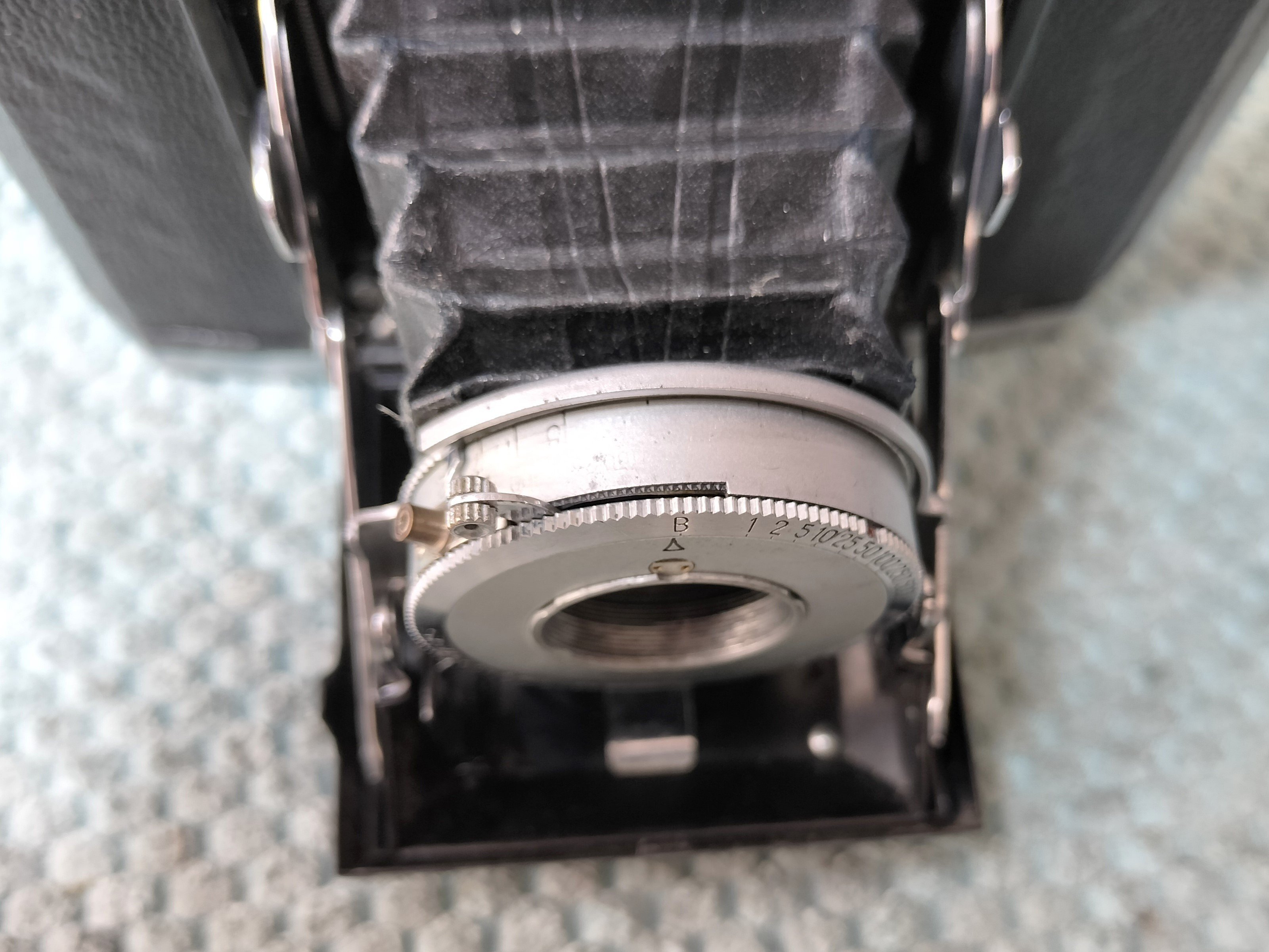 マミヤ6の分解｜フィルムカメラ修理のアクアカメラ