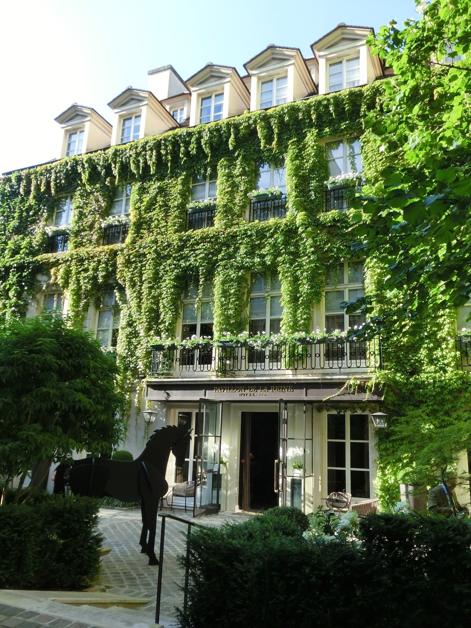 パリの隠れ家ホテル】 パリ4区 「Mare マレ地区」にある素敵なプチ