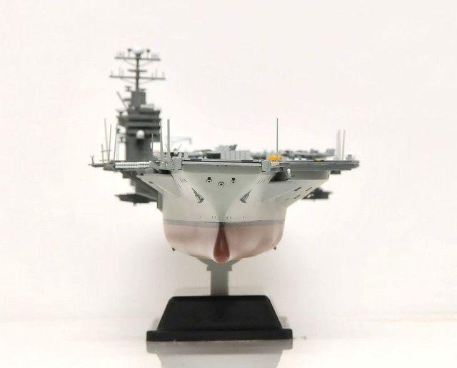 模型】アメリカの航空母艦はでかい ～トランぺッター 1/700 アブラハム