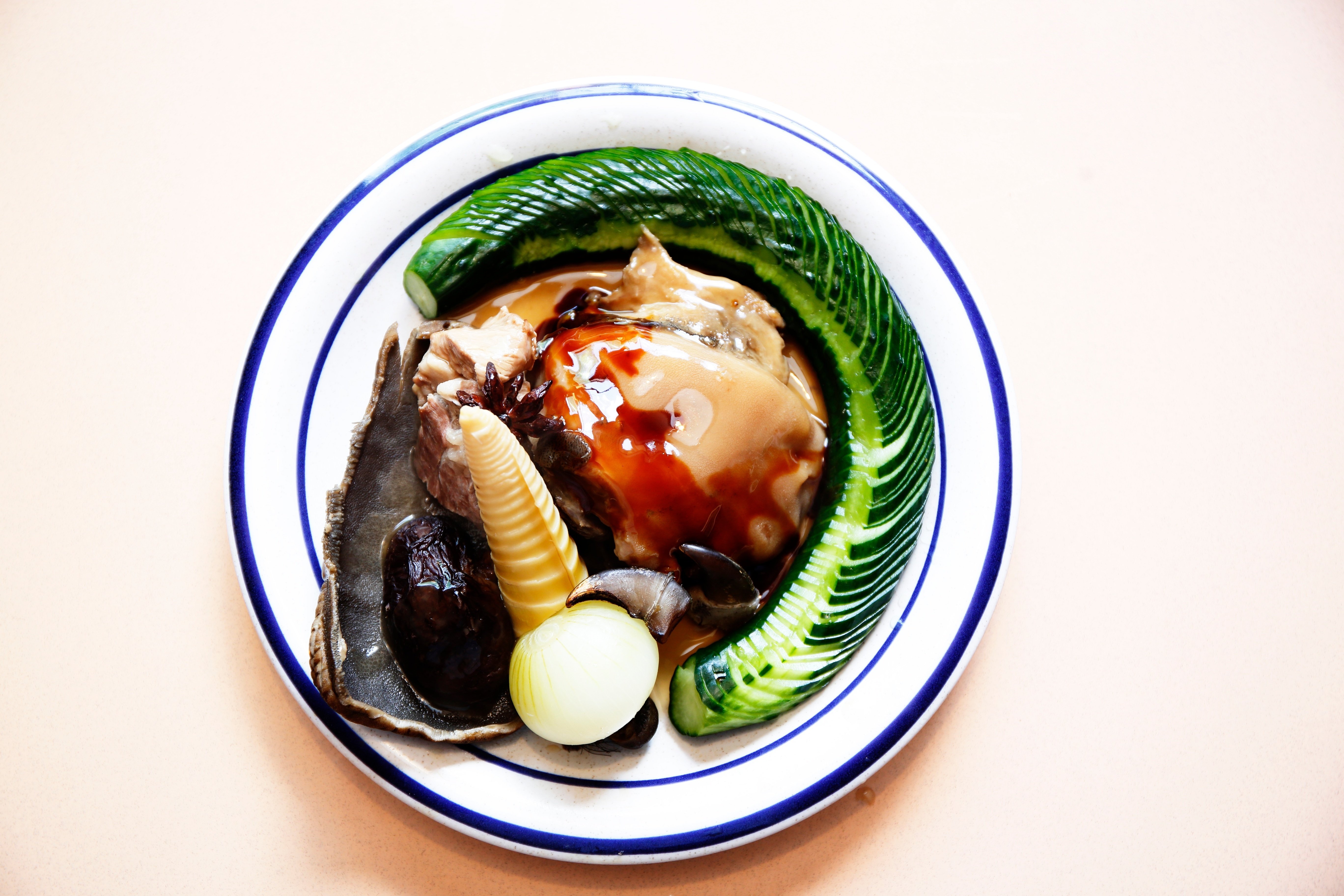 熊掌料理 ツキノワグマの手を食べる｜狩猟生活