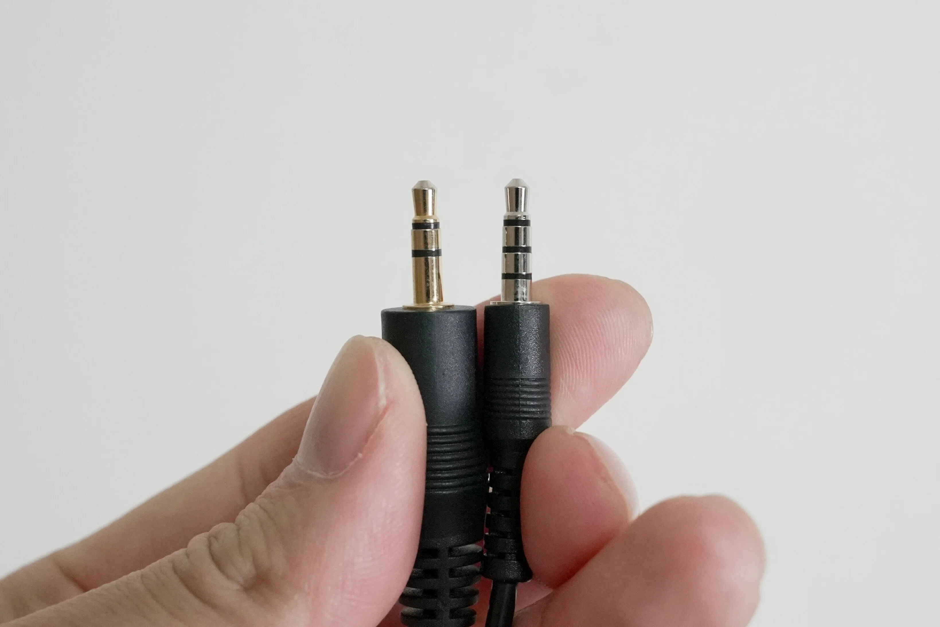 配信で人気のミキサー「Zoom L-8」、四極ミニプラグで手軽に
