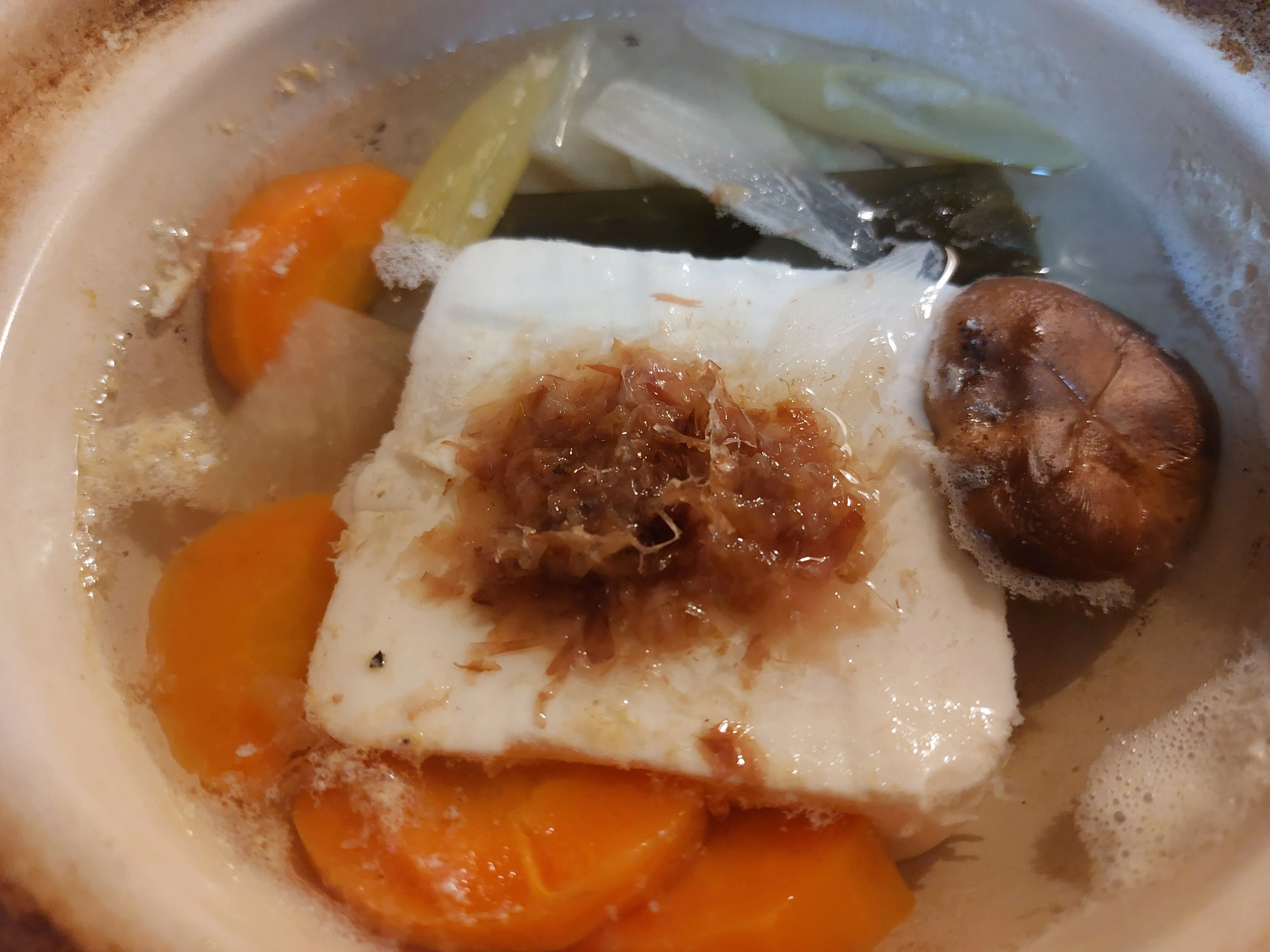 水切豆腐で湯豆腐しよう。｜tokeiya