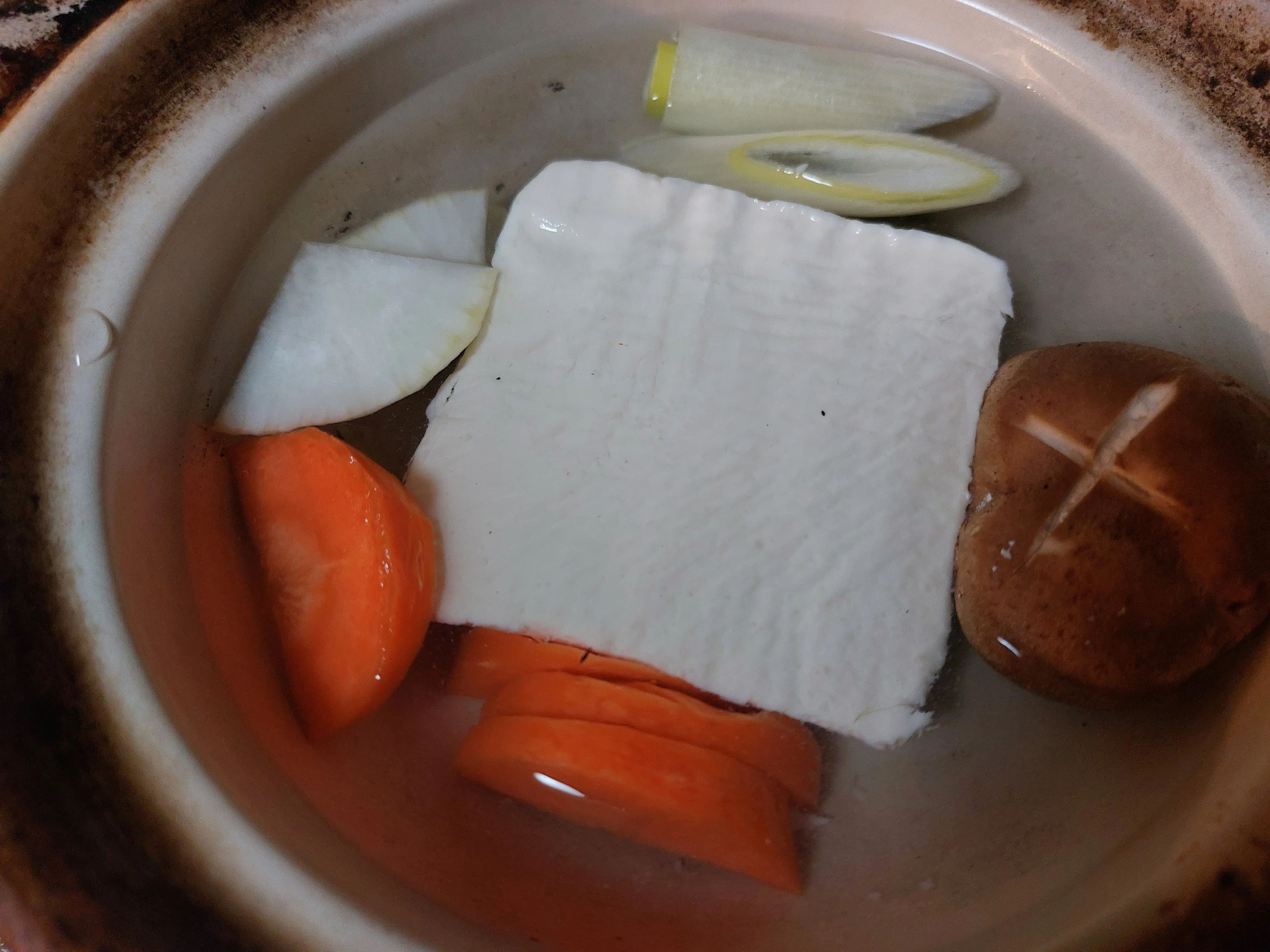 水切豆腐で湯豆腐しよう。｜tokeiya