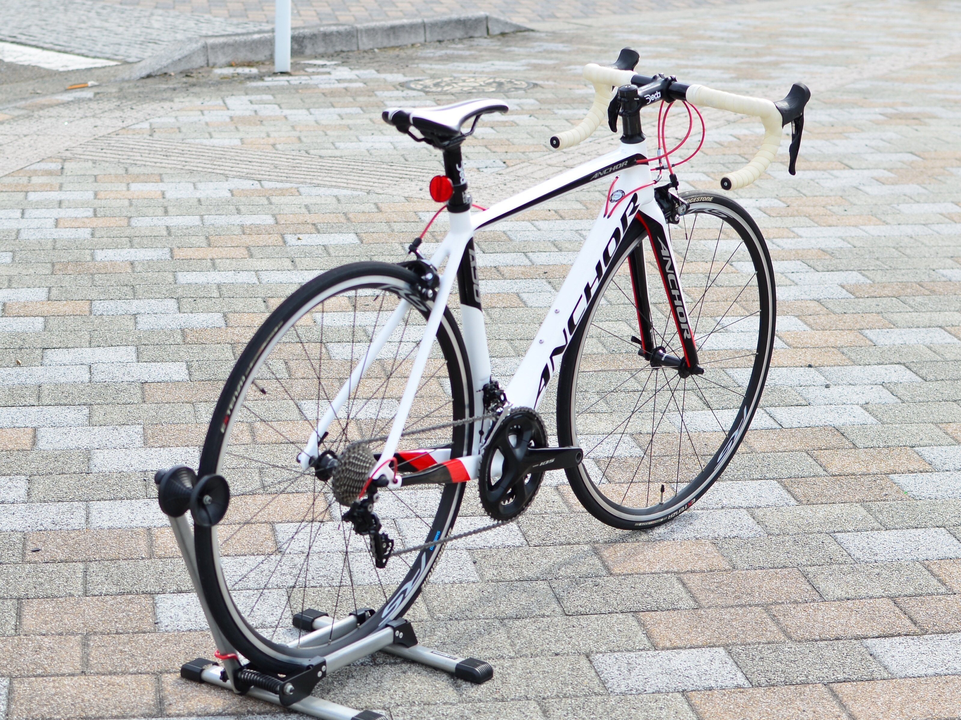 ANCHOR RS8 EQUIPE入荷!!|HY CYCLE ANCHOR RS8 EQUIPE入荷!!|HY CYCLE