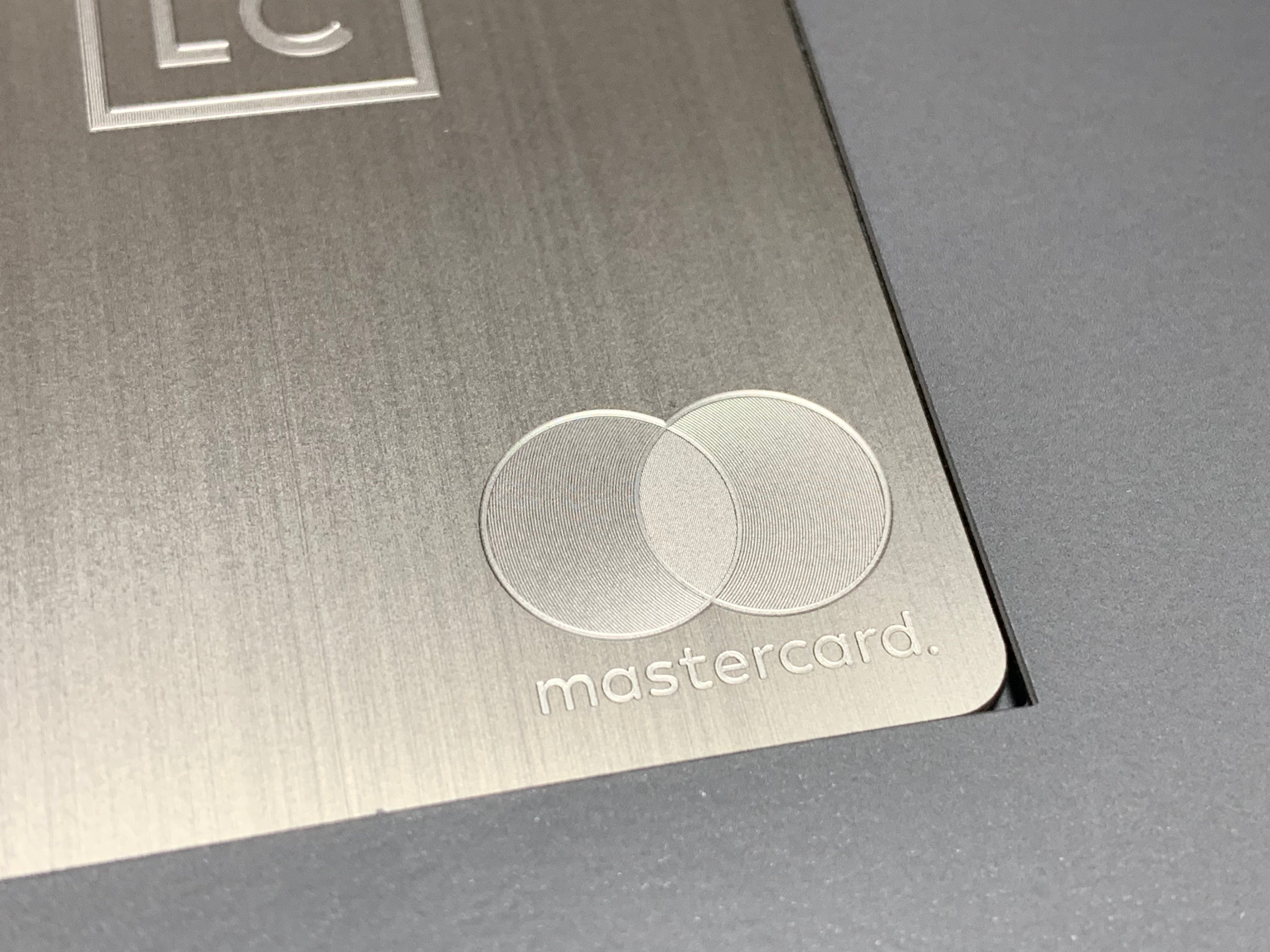 ラグジュアリーカードチタンがどうしても欲しくなった。｜あずきノ