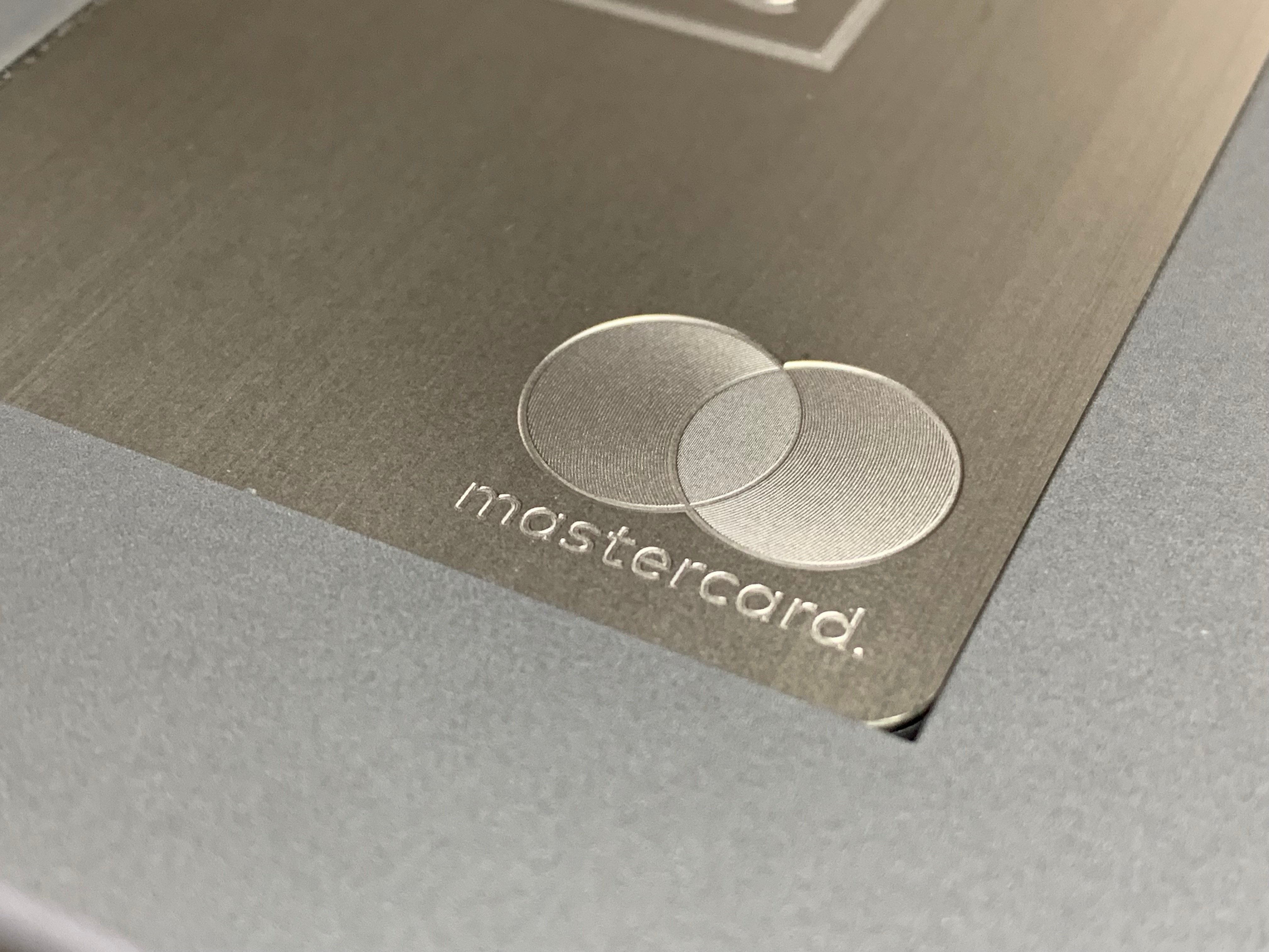 金属製カード JCBザ・クラスが金属製カード（メタルカード）の発行を2024年秋