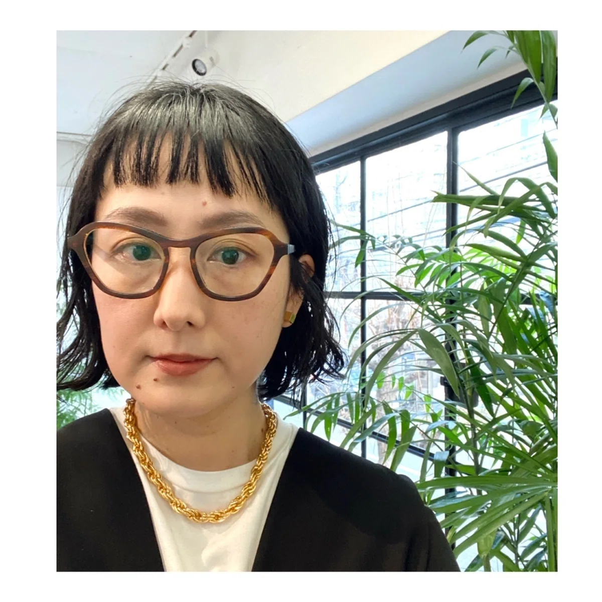 アジア人に似合うフォックスフレーム