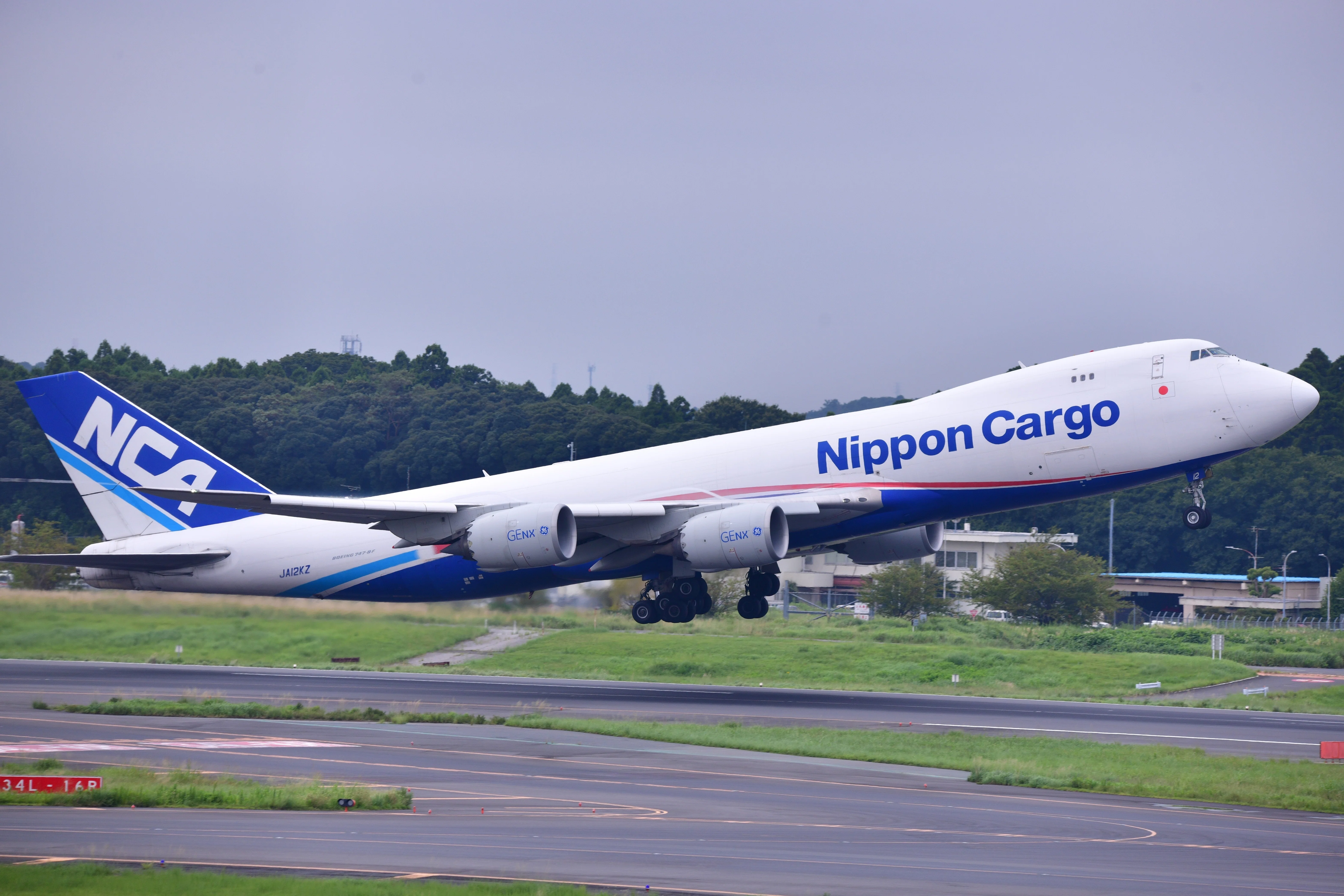 ANA、日本貨物航空（NCA）を子会社化へ。日本郵船から買収｜ユキカゼ