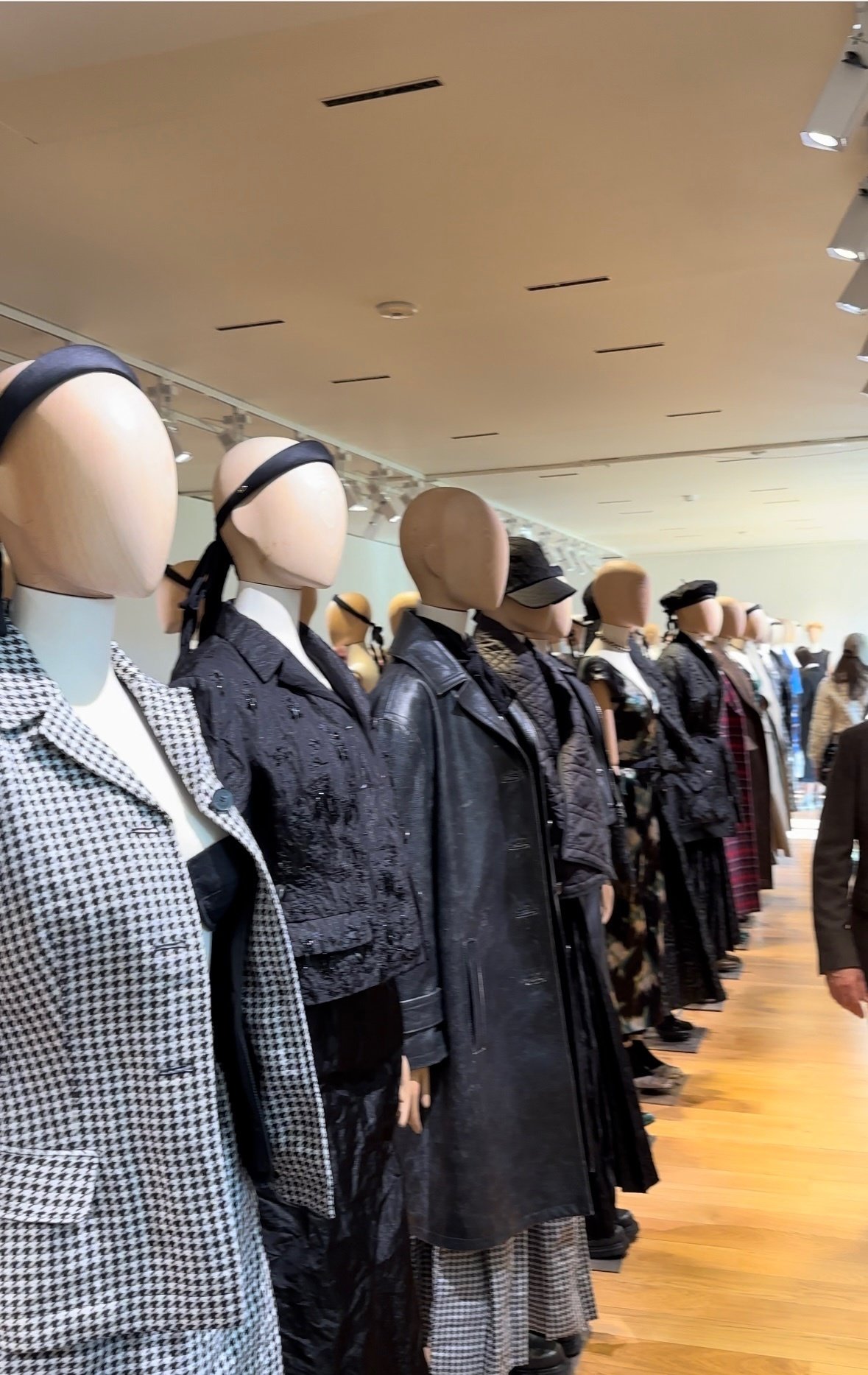 Diorのパリコレ2023-24秋冬を見に行ってきました｜白石明日香