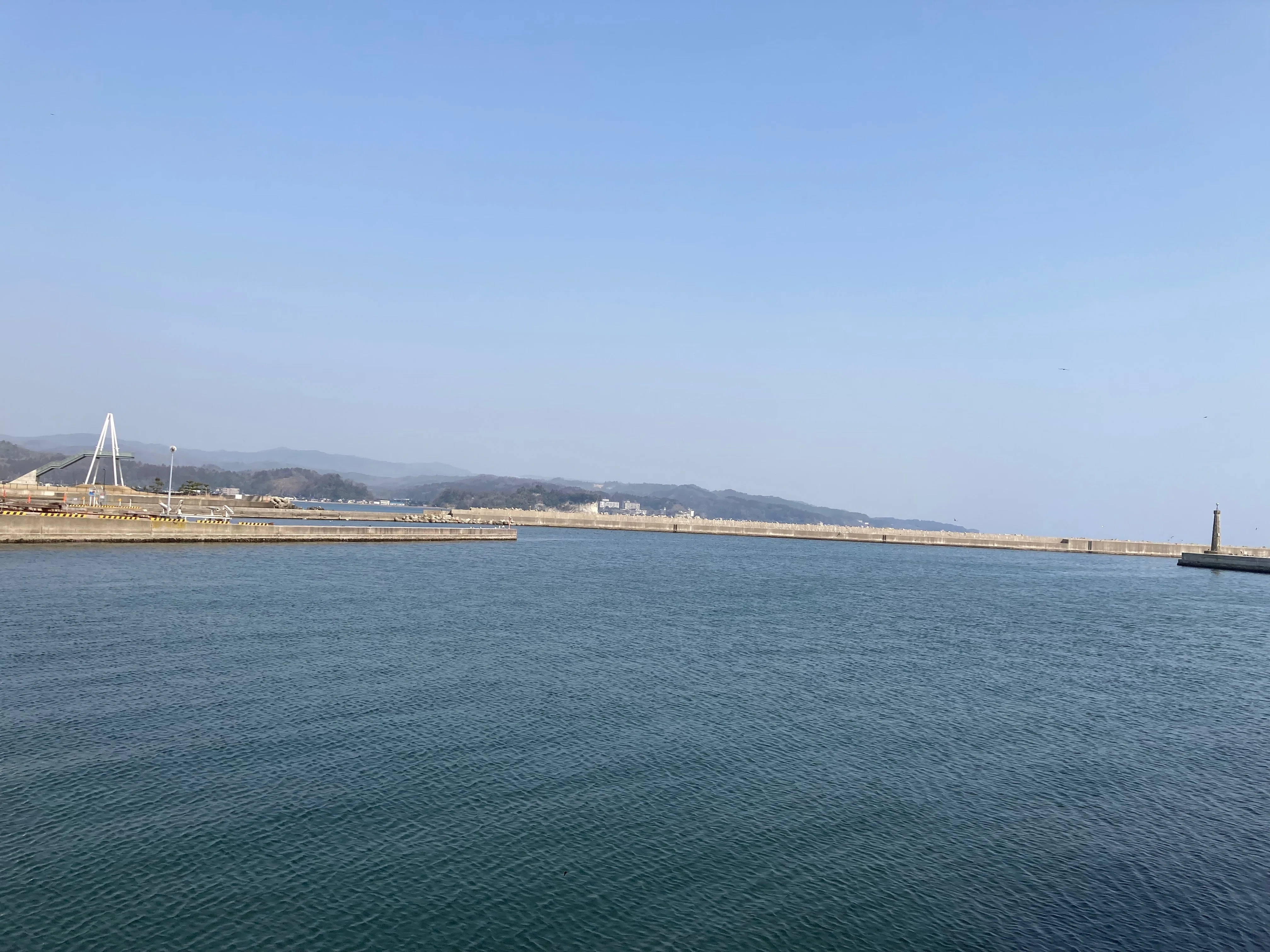 氷見は「海乃美月」と言う名に相応しい海の美しい漁師町だった。｜zukapota