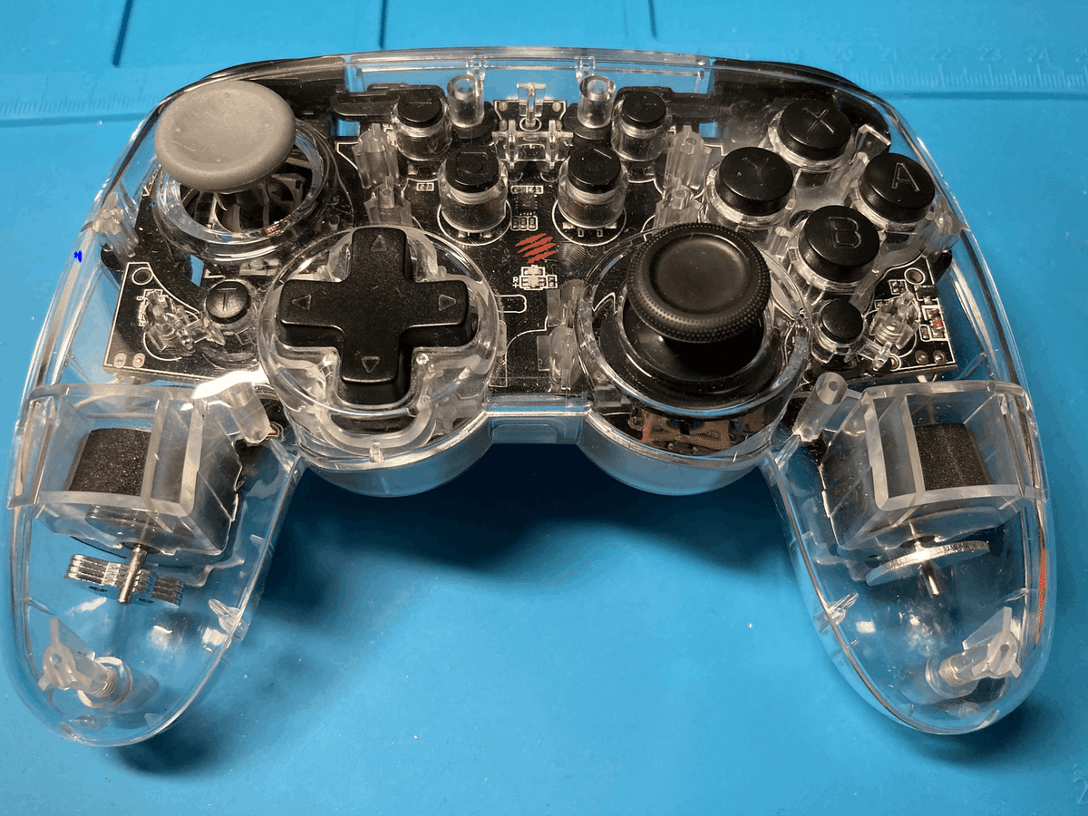 MAD CATZ ゲームパッド C.A.T9 左スティック修理の巻｜Nezard