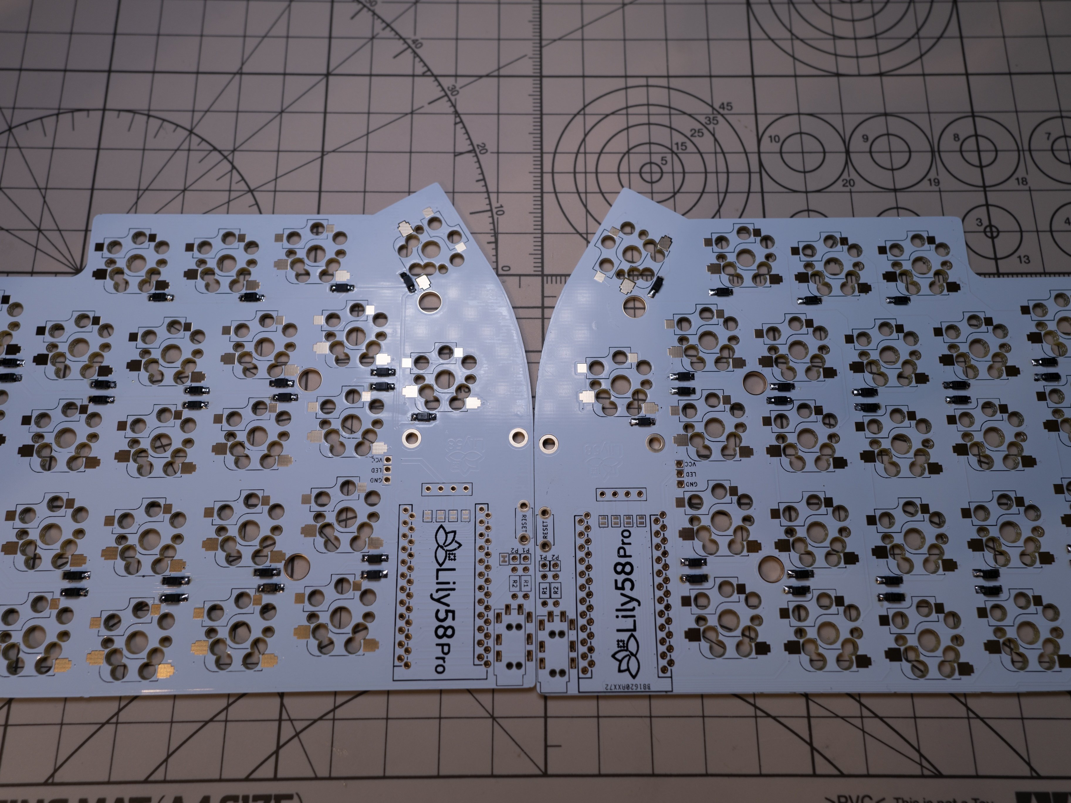 遊舎工房　lily58 自作キーボード sddefault.jpg