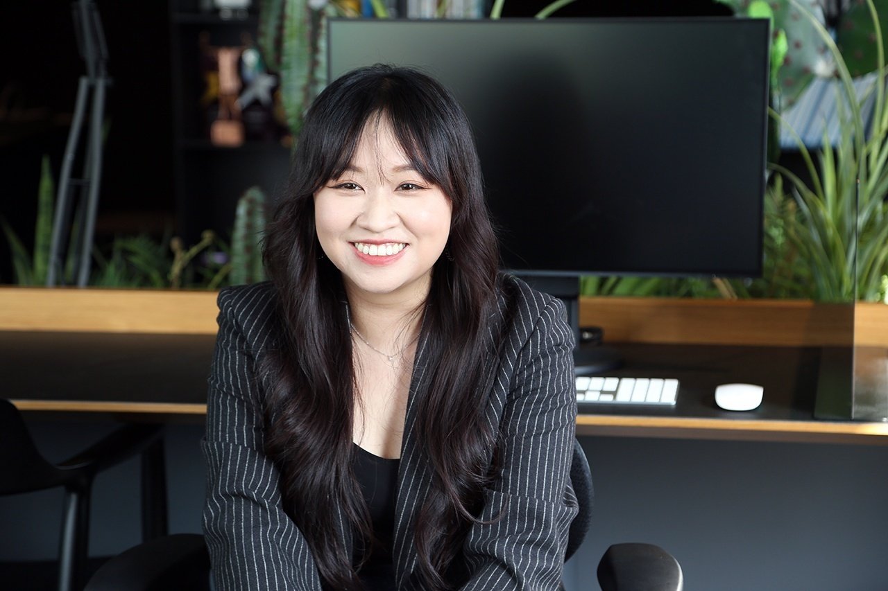 その他 CM 日本のCMが好き」新卒2年目 映像ディレクター 何 瀾｜社員