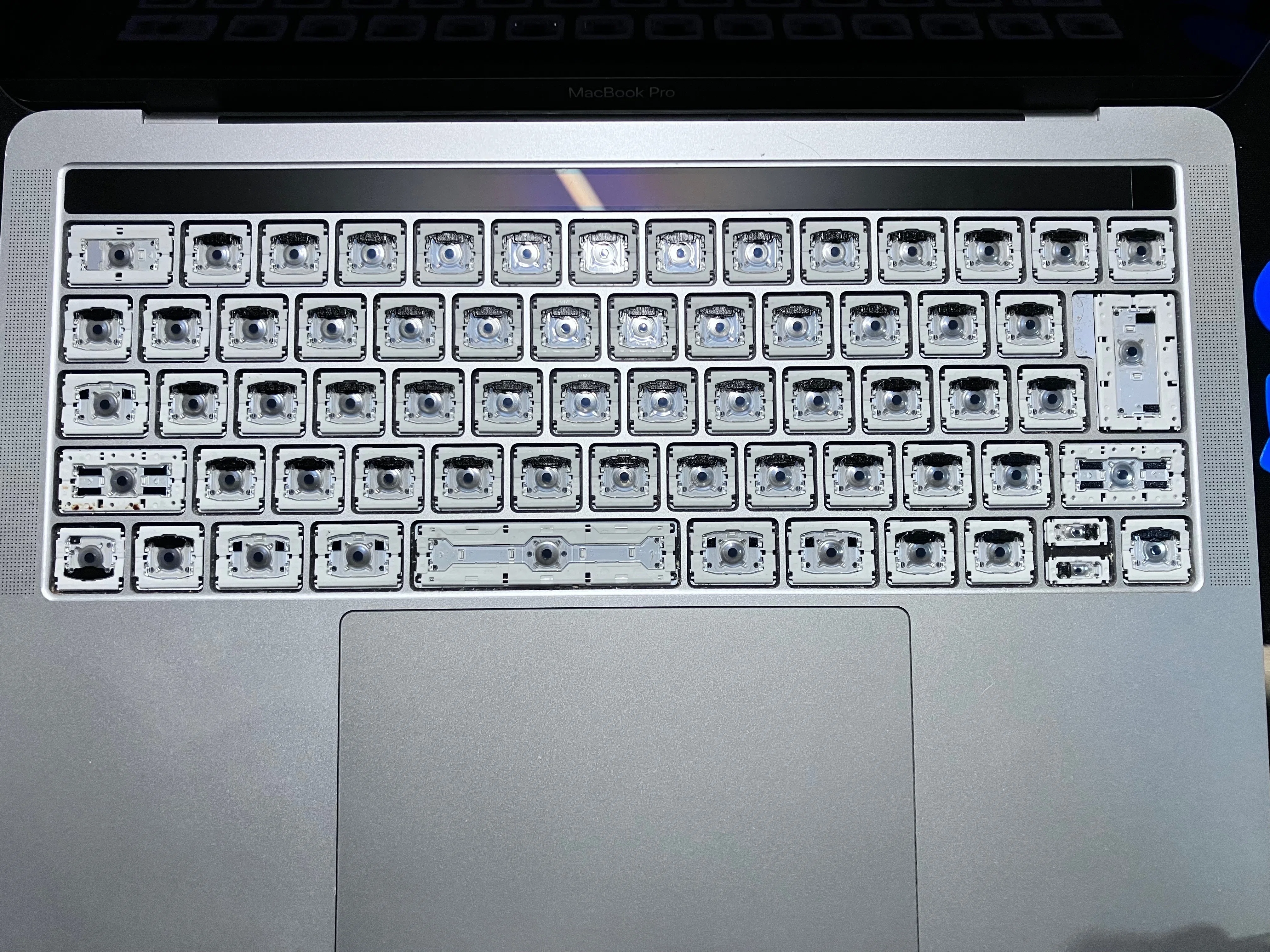我が家にMacBook Proがやって来た。｜TeraMAX