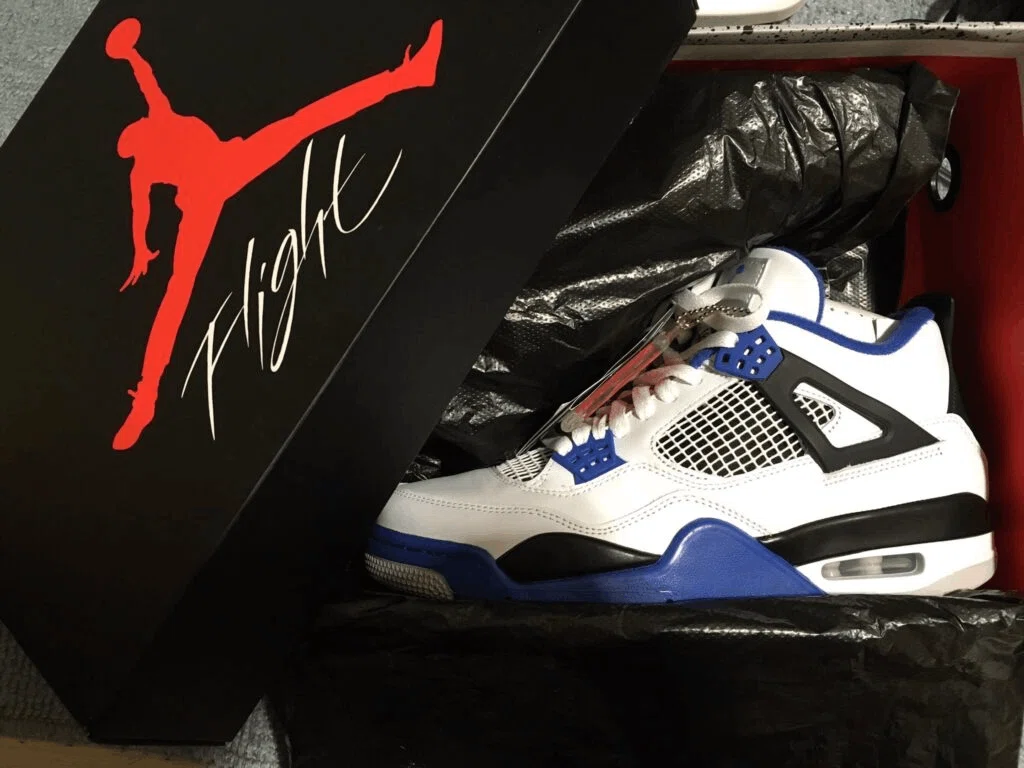 AJシリーズ】AIR JORDAN4-エアジョーダンの救世主モデルを知ろう