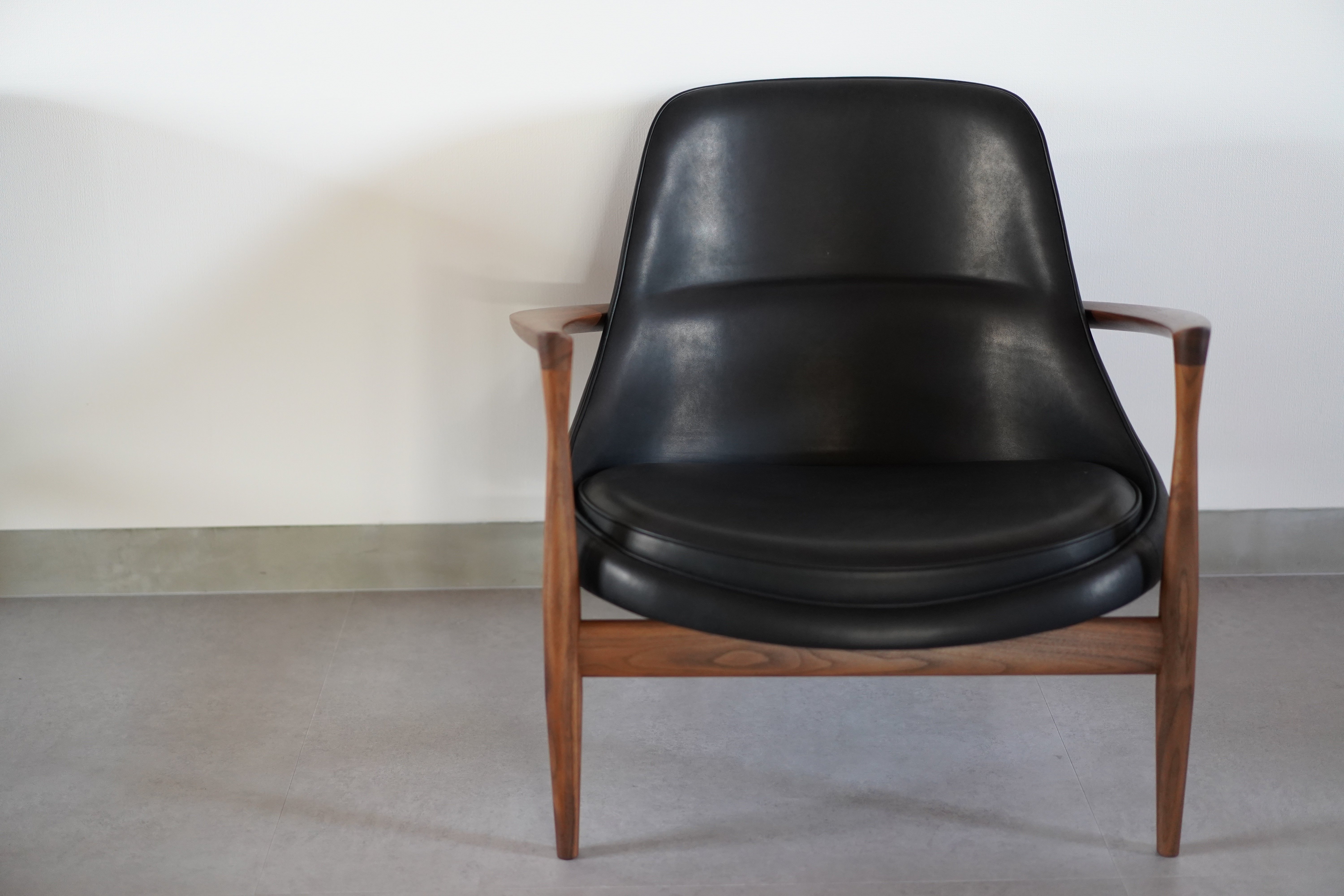 1958 エリザベス ロッキングチェア　ルイ15世 花柄 フット付 1958 エリザベス ロッキングチェアルイ15世 花柄 フット付