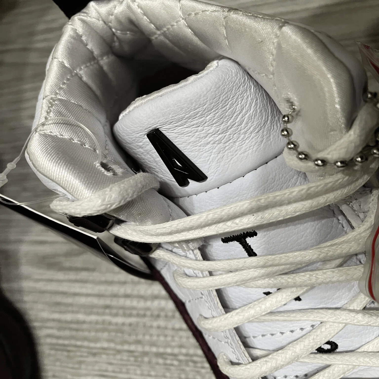 高級感】A Ma Maniére × Nike Wmns Air Jordan 12 ホワイトとブラック 