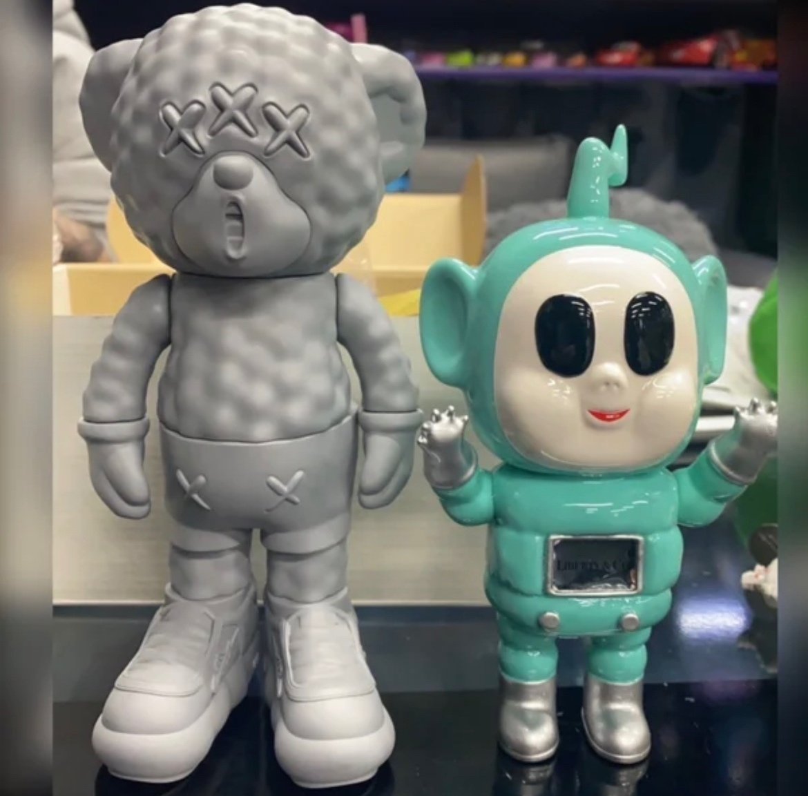 ALIEN EYE BEAR SOFVI フィギュア　AEBソフビ ALIEN EYE BEAR SOFVI フィギュアAEBソフビ