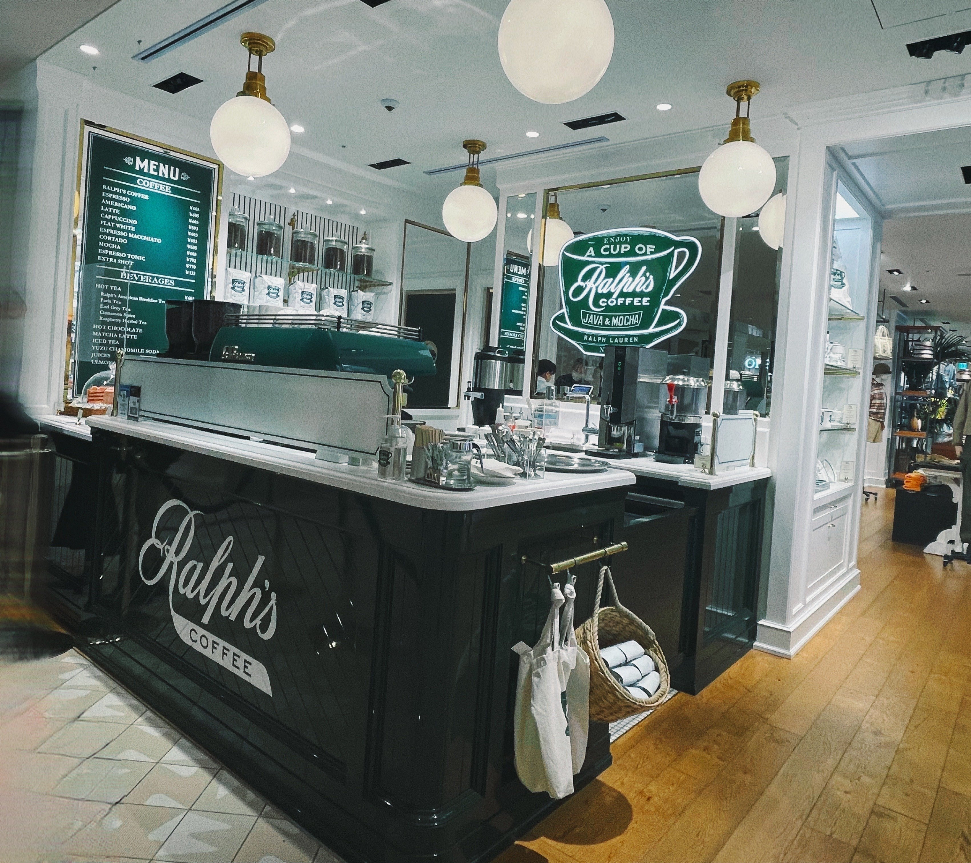 大人気♡「ラルフズ コーヒー」ラルフ ローレンブランドの世界観でホッ
