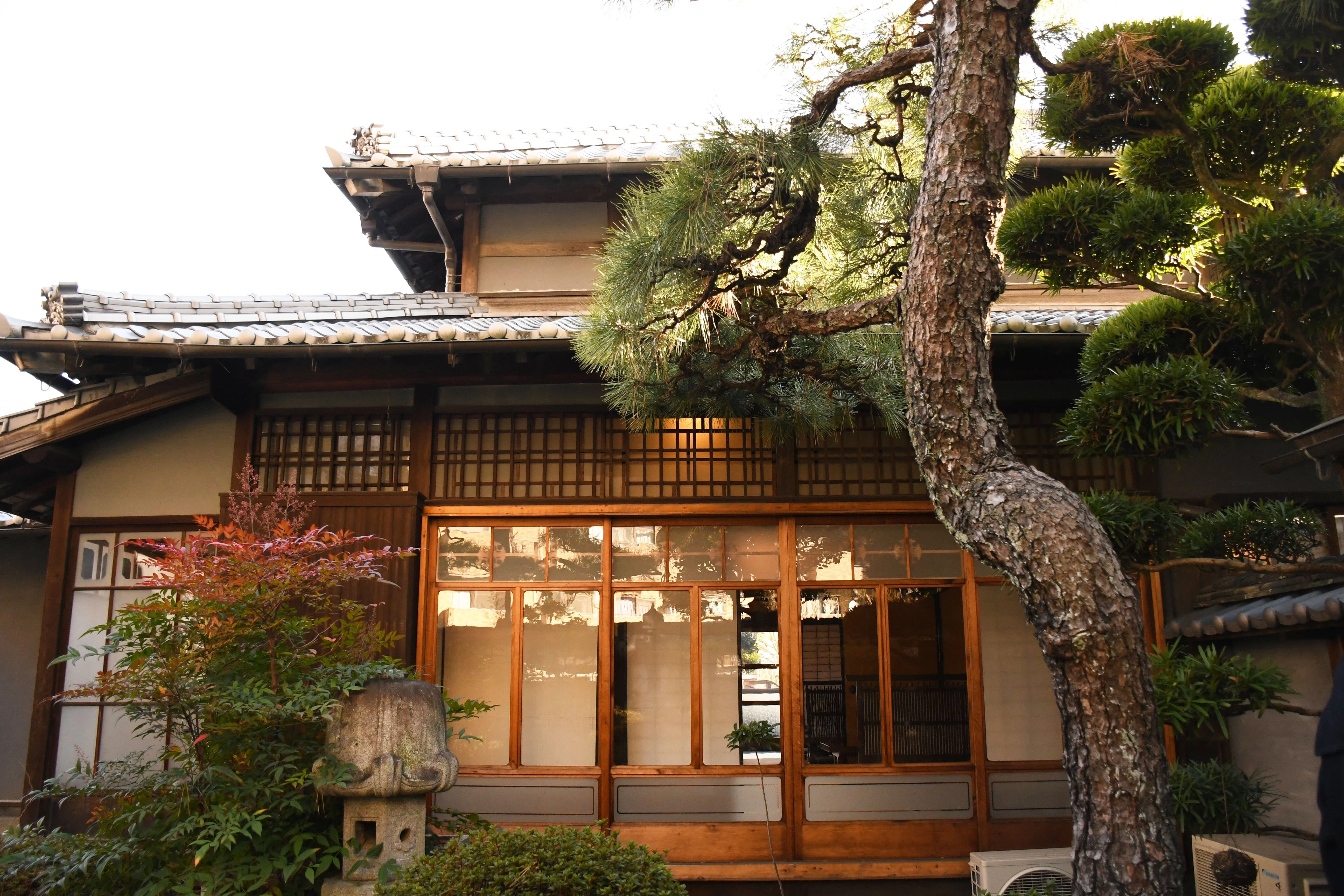 07 古きを訪ねて。国の登録有形文化財で郷土の味を知る｜松山市公式note