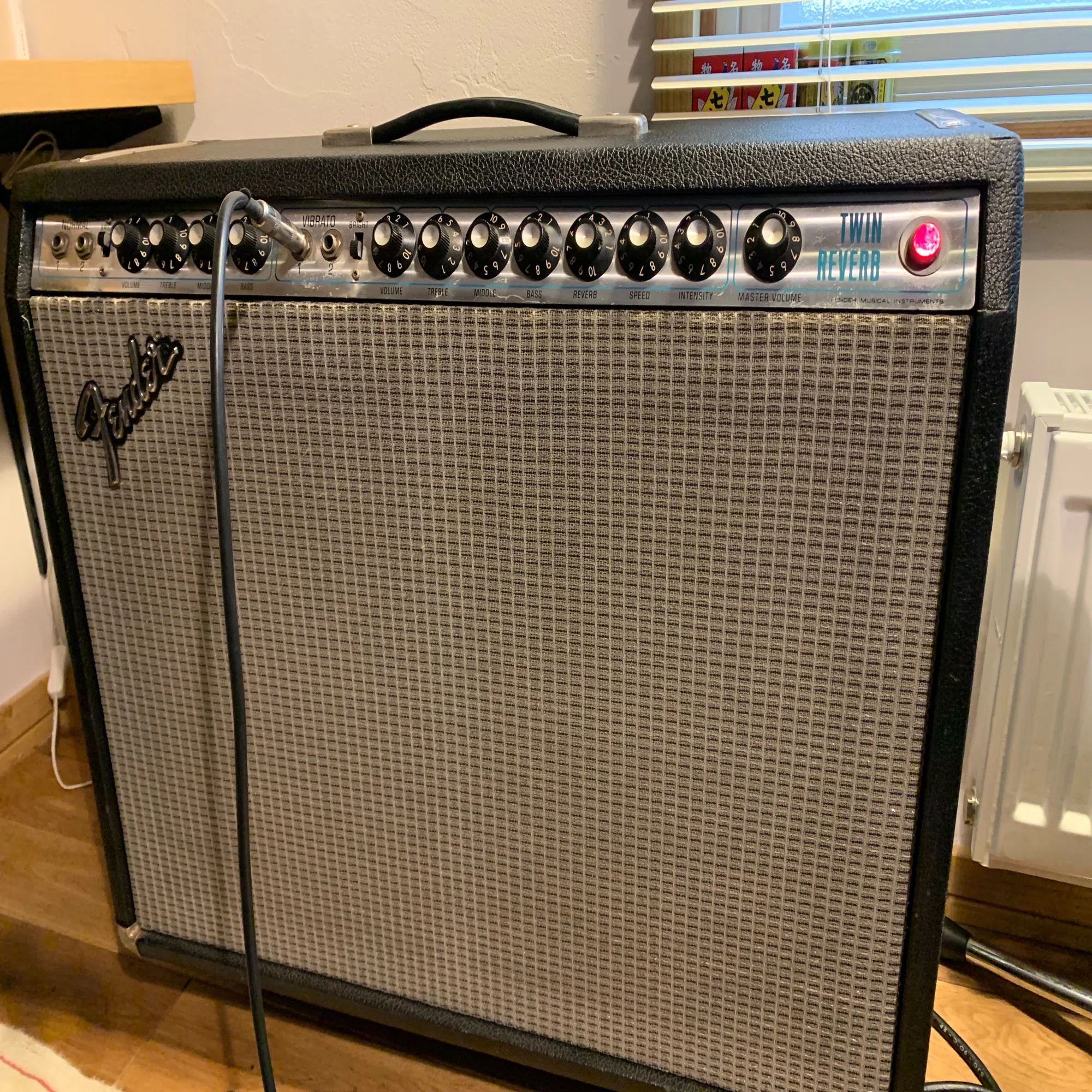 昔昔の一日一機材 Fender Twin Reverb (銀パネ）｜渡辺直樹