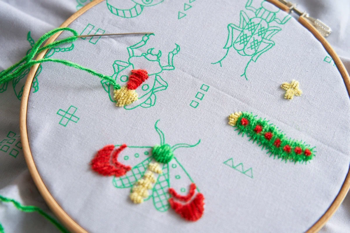 Embroidery Thread to Play with Texture | ototoito Embroidery Kits|装いの庭