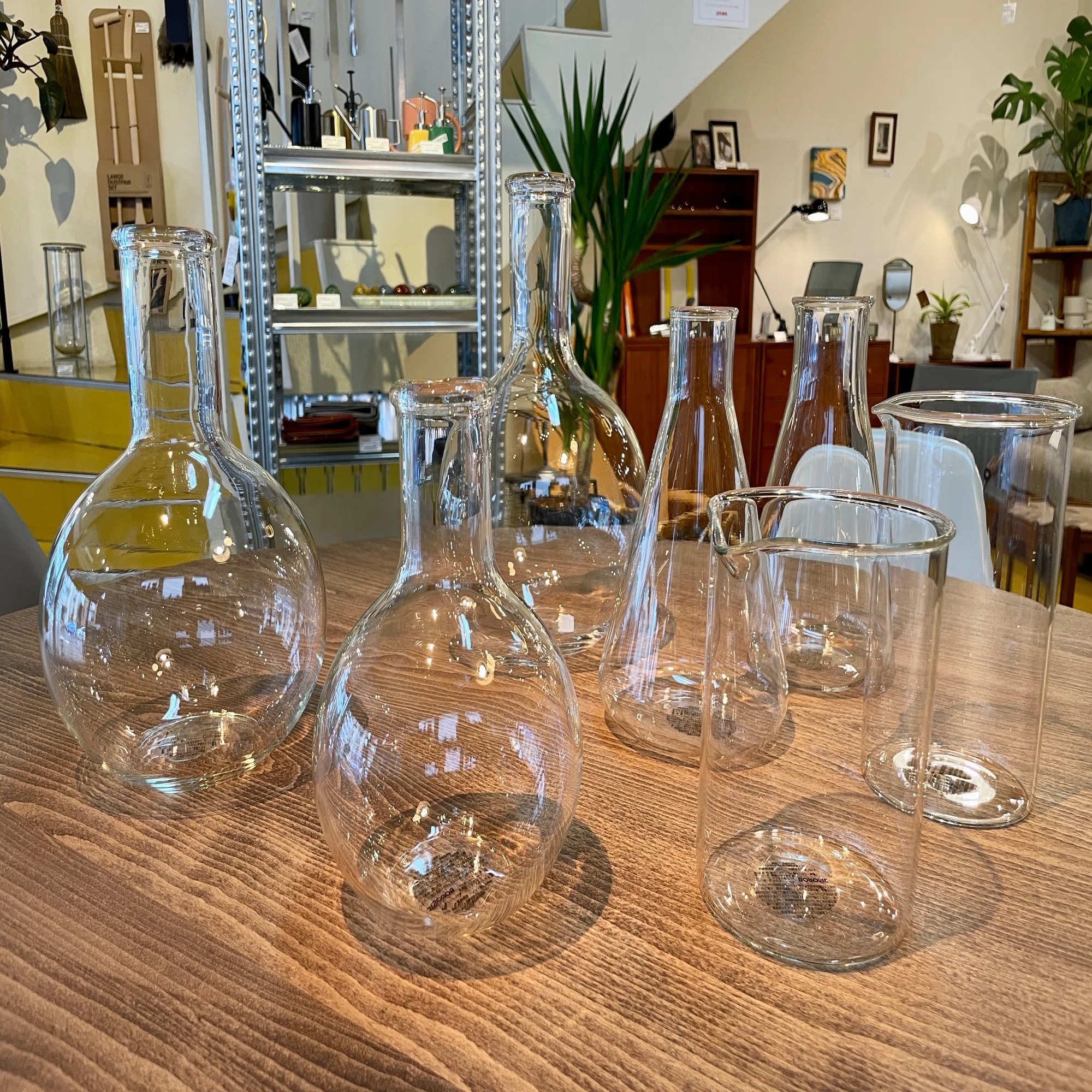 インドの実験器具。｜インテリアショップ APARTMENT