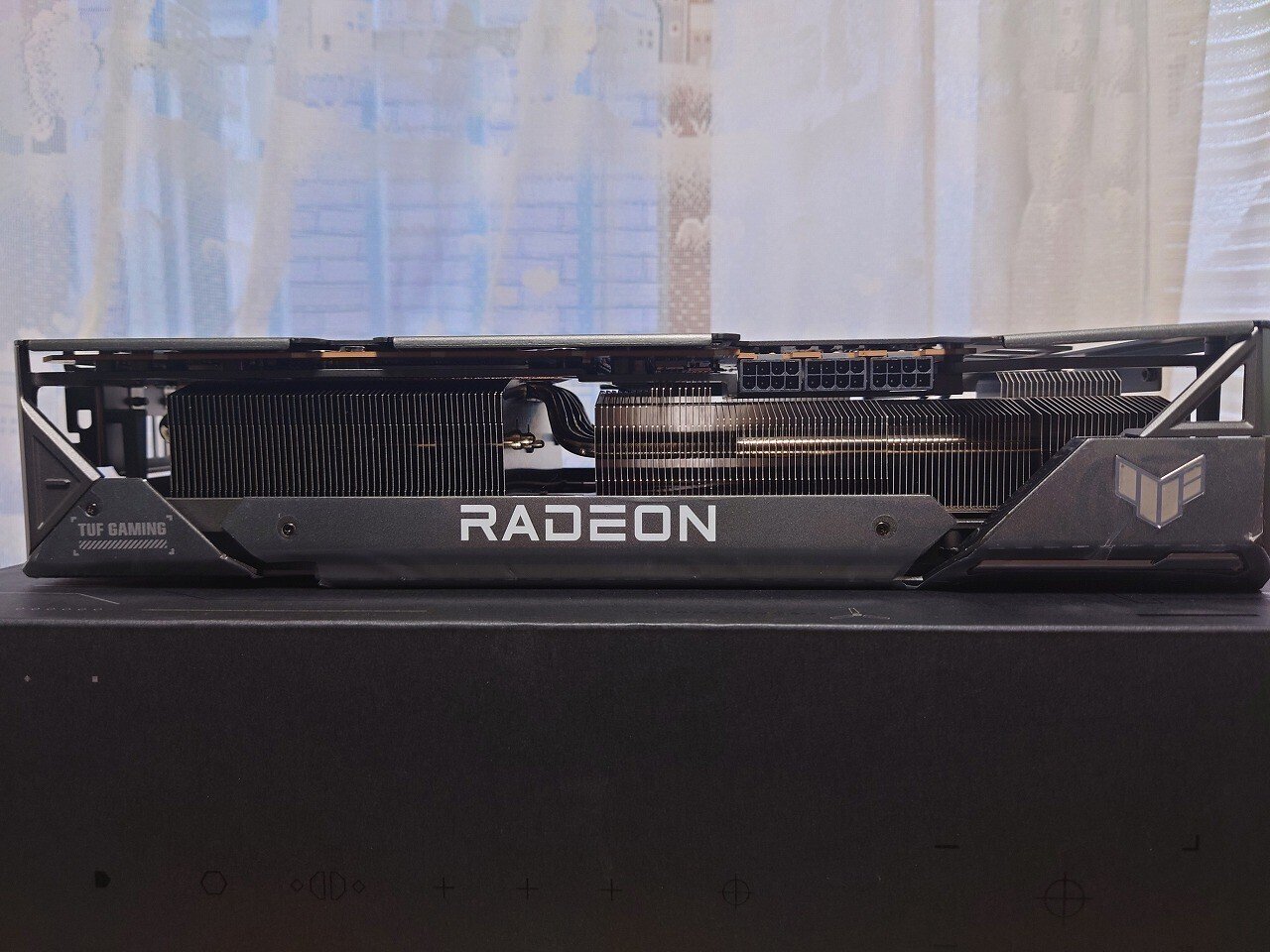 フラッグシップの底力はいかに：ASUS TUF Gaming Radeon RX 7900