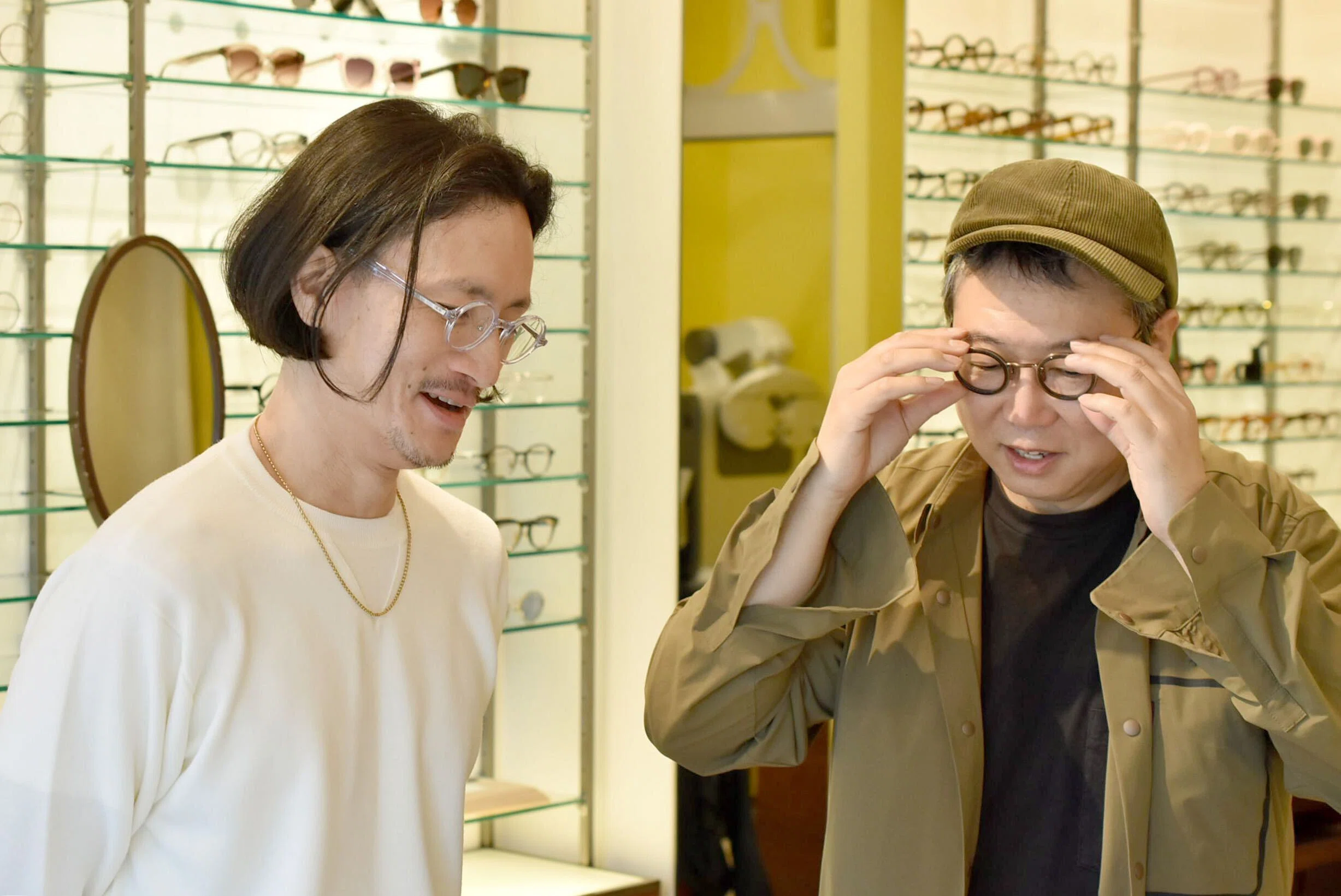 眼鏡のトップデザイナーの一人、榎本郁也さんとの雑談｜blinc（眼鏡店