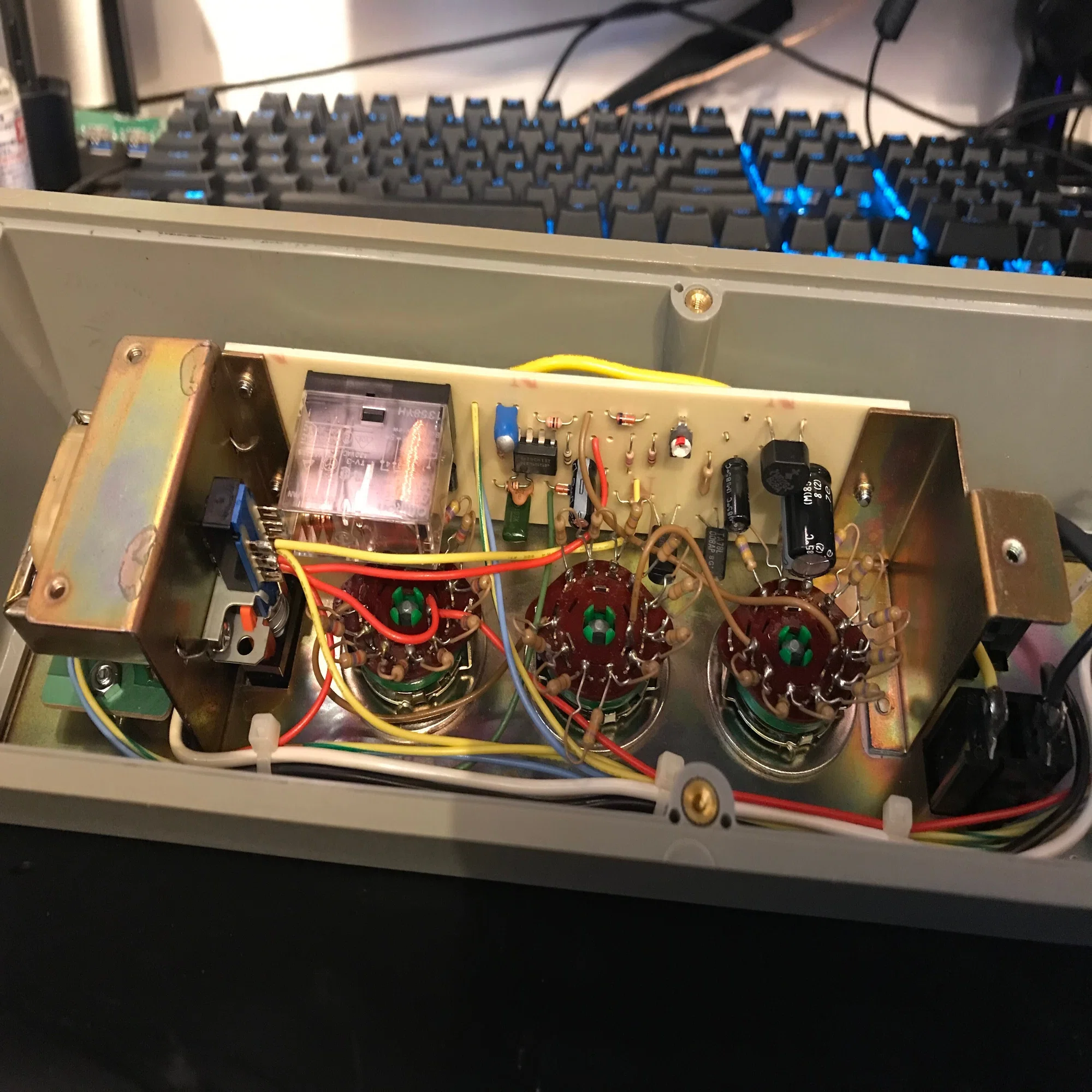 引き伸ばし機の導入（とLucky Timer 3の修理）｜けーにっひ