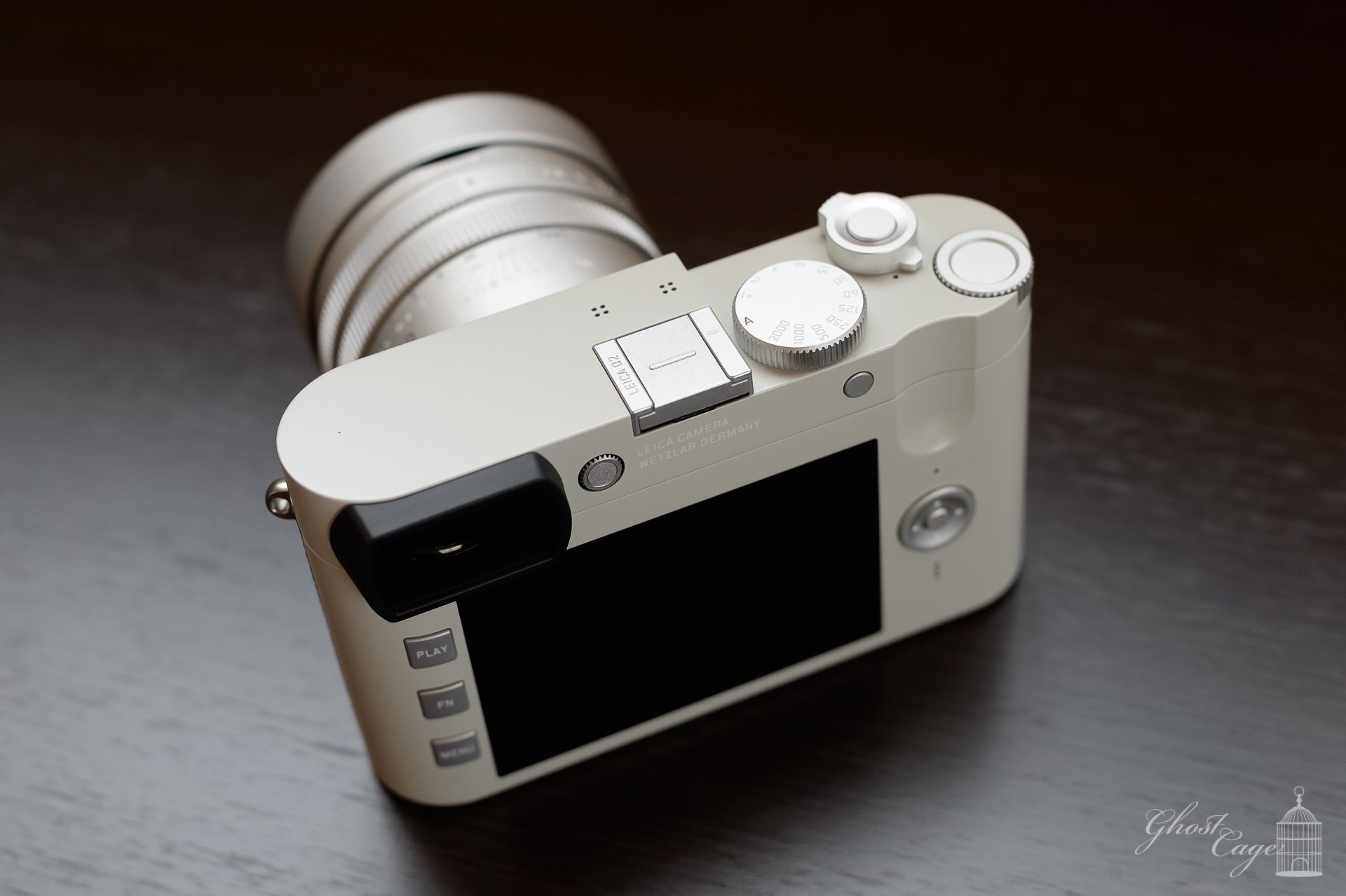 カメラ】憧れのLeica Q2 