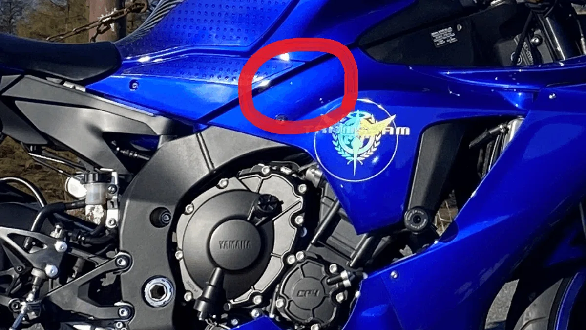 R1、R1M2015〜現行 対応(傷あり)