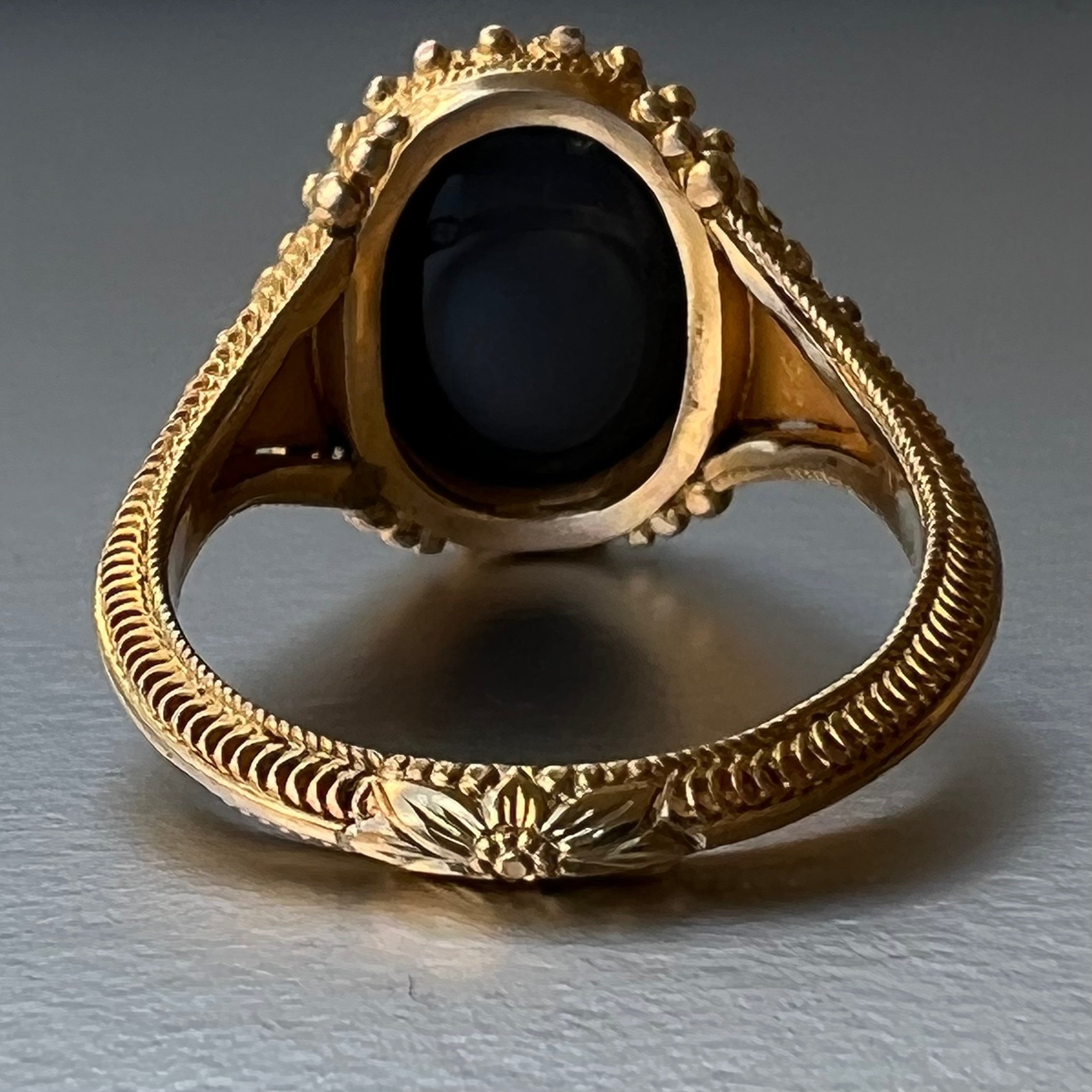 トップブランドのファッション 超絶技巧のリングのサイズ直し｜Victorian Box アクセサリー