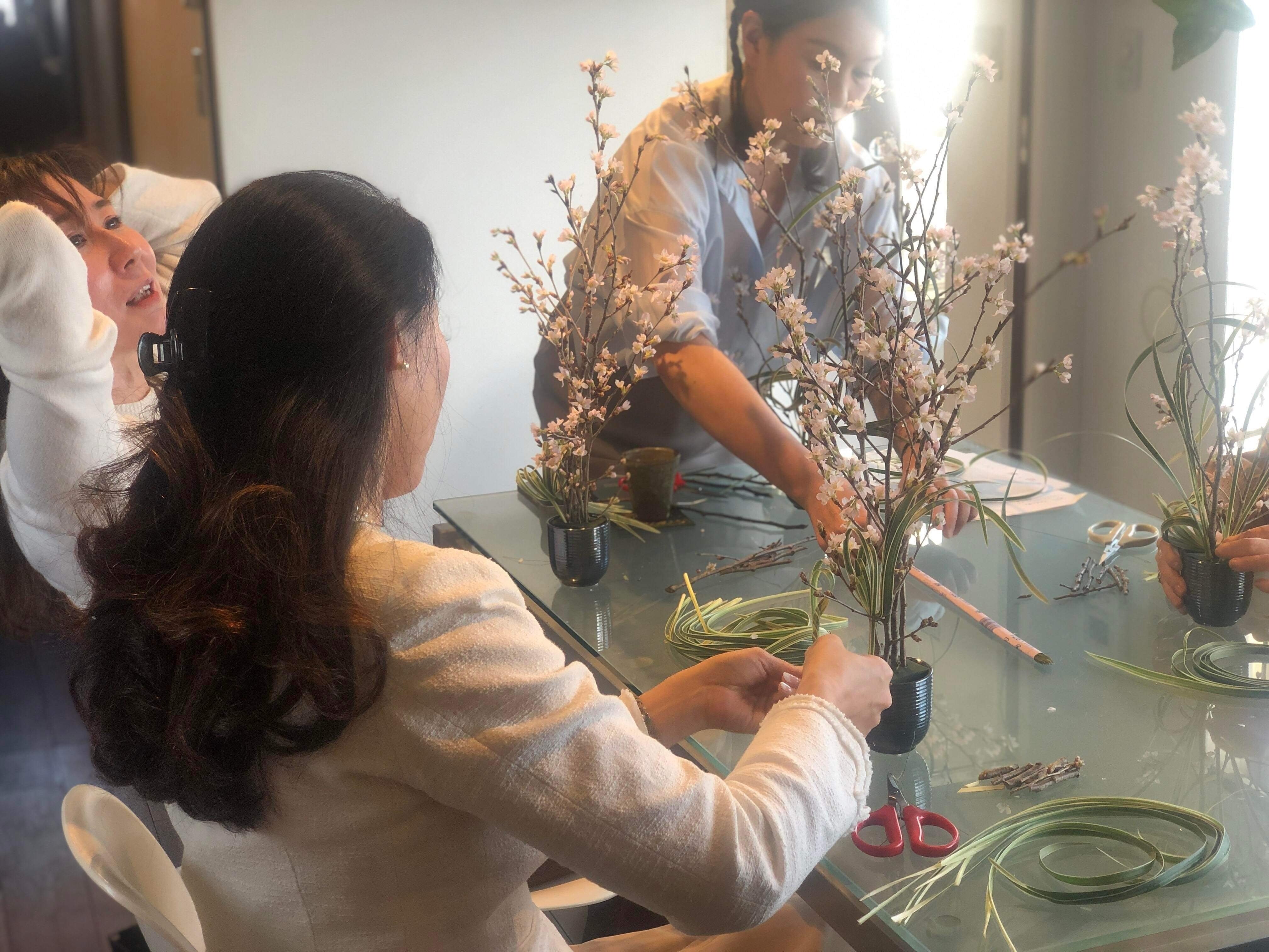 花のように美しく…時に乱れて