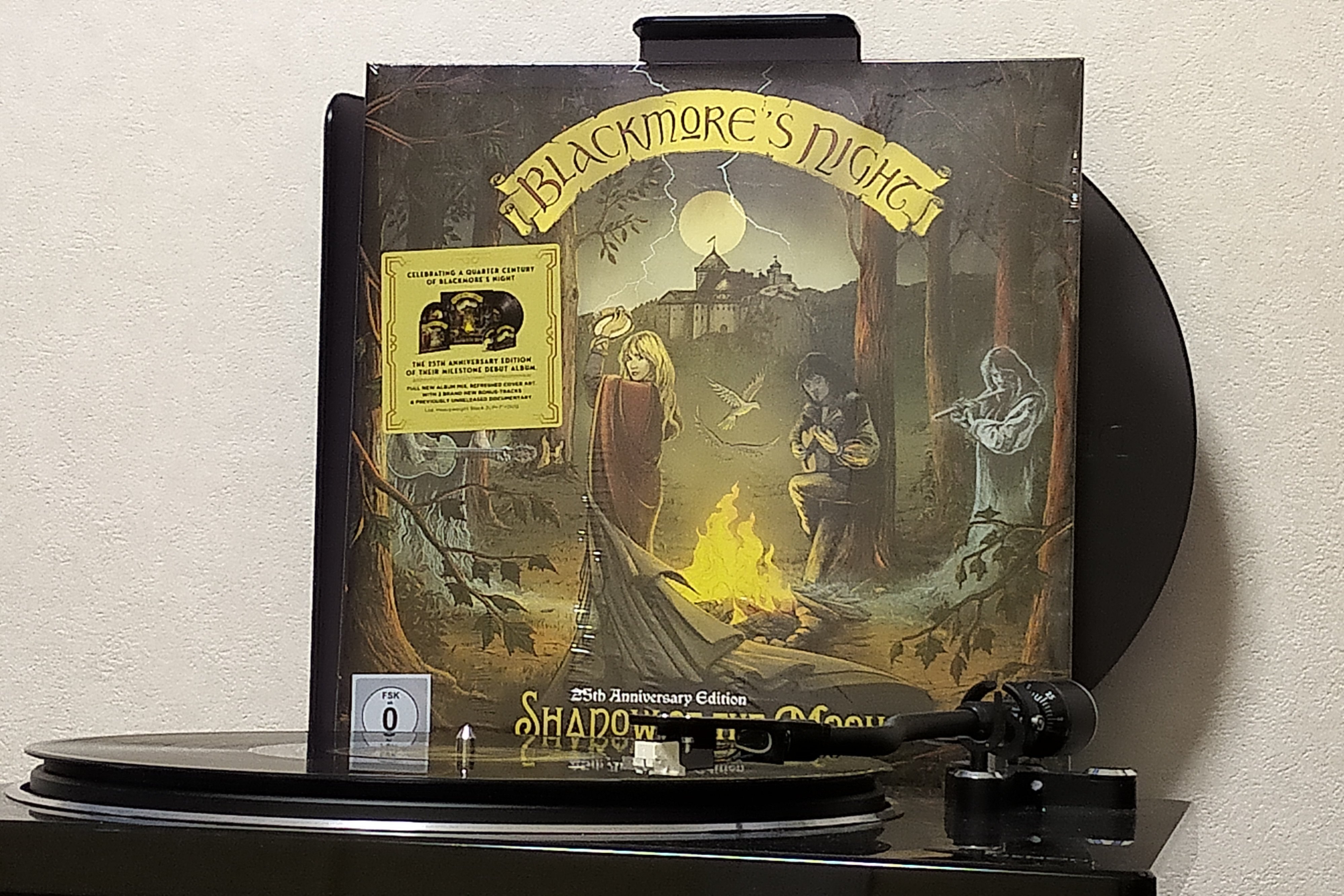 Blackmore's NightのShadow Of The Moon 25年ぶりに現代に蘇った
