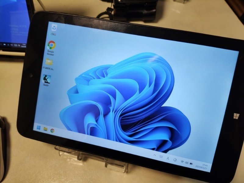 タブレット型PC AT-11　ascon　Windows10 ascon AT-11 タブレット型ノートパソコン ジャンク - メルカリ