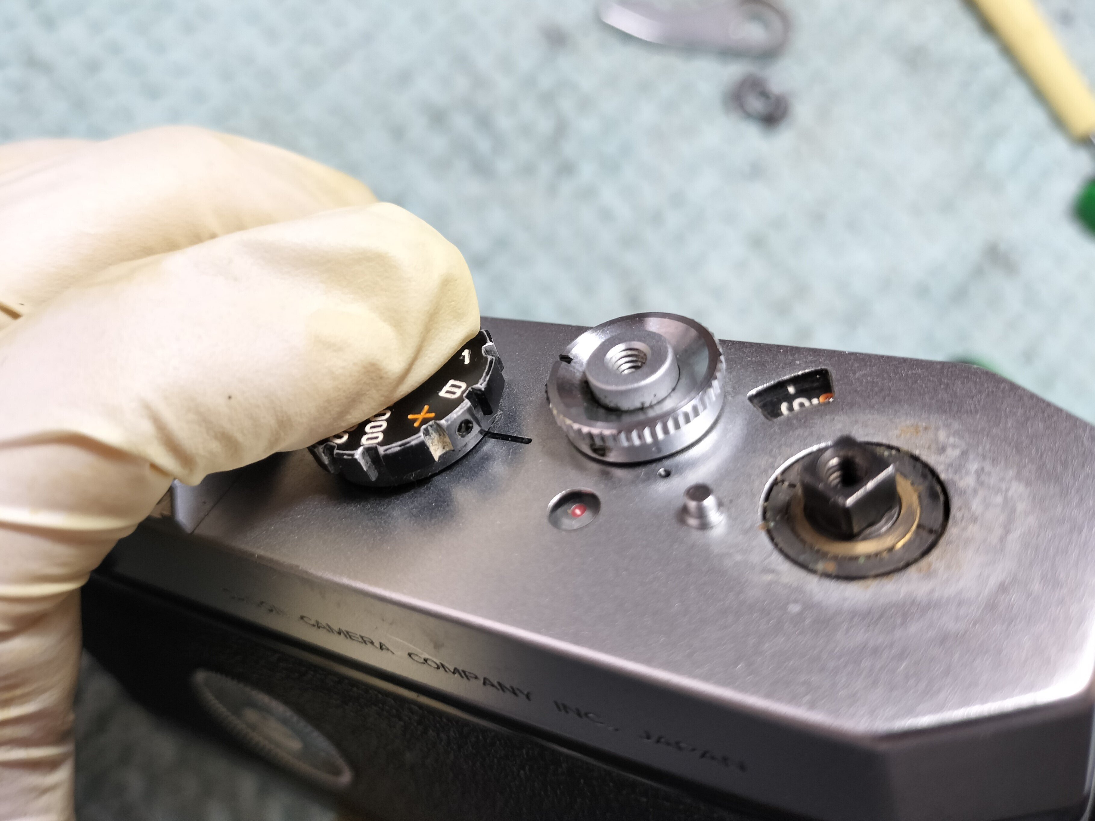 Canon Pの分解｜フィルムカメラ修理のアクアカメラ