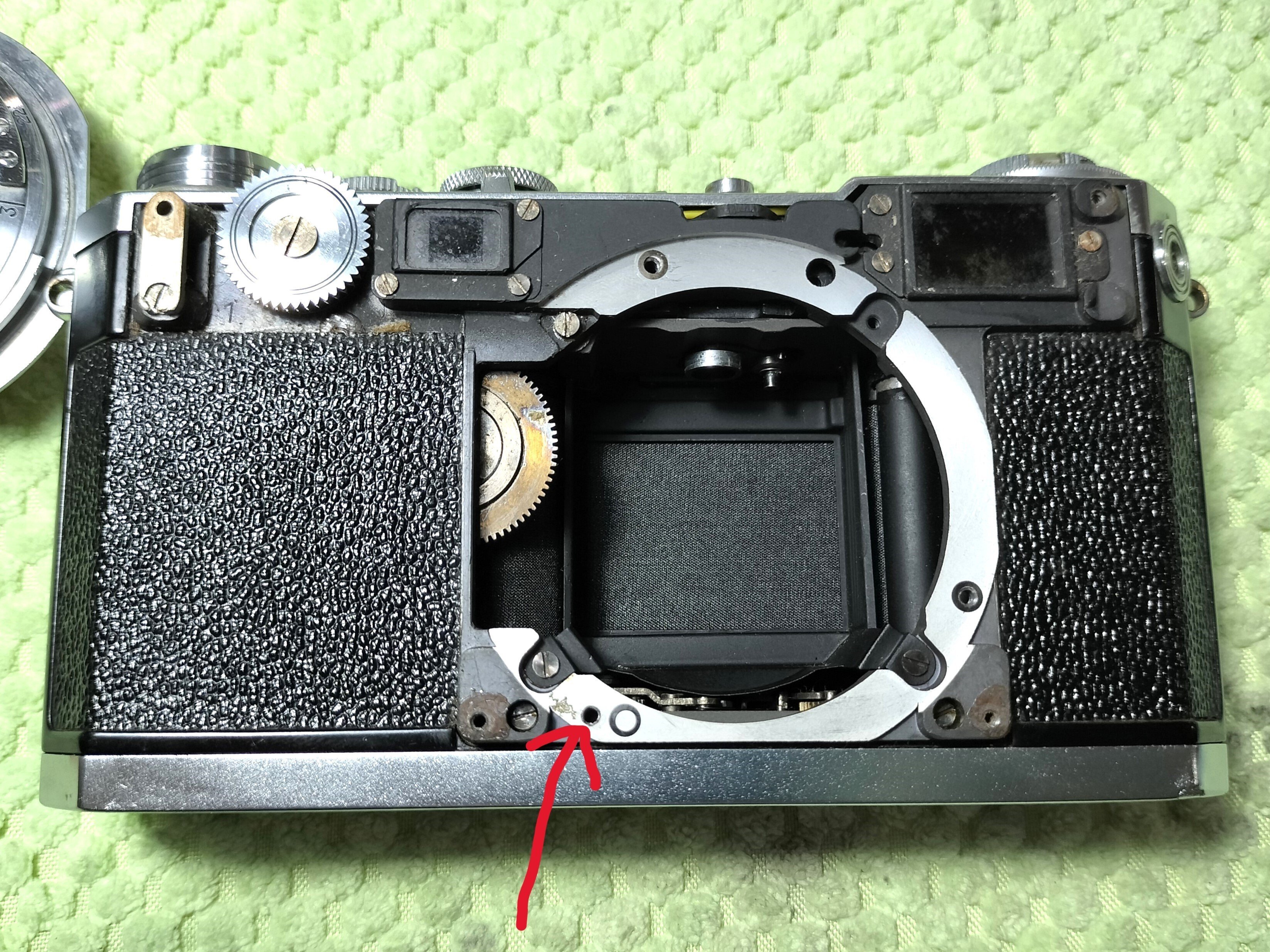 ジャンク ニコン Nikon S2 壊れています Nikon S2の前カバー分解｜フィルムカメラ修理のアクアカメラ